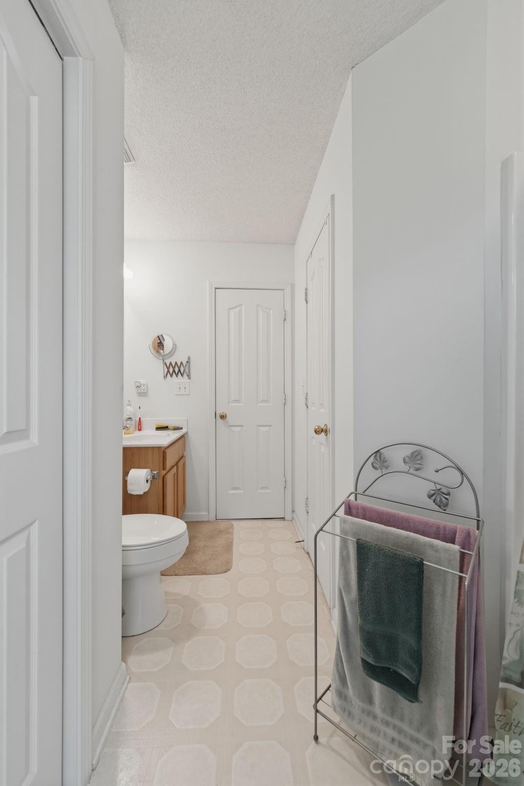 9220 Garnet Field Court — Charlotte