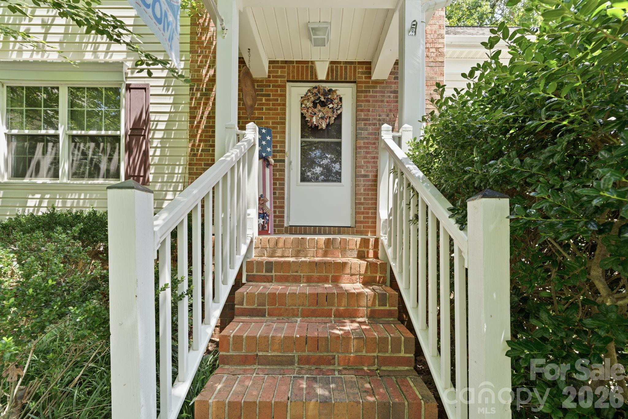 9220 Garnet Field Court — Charlotte