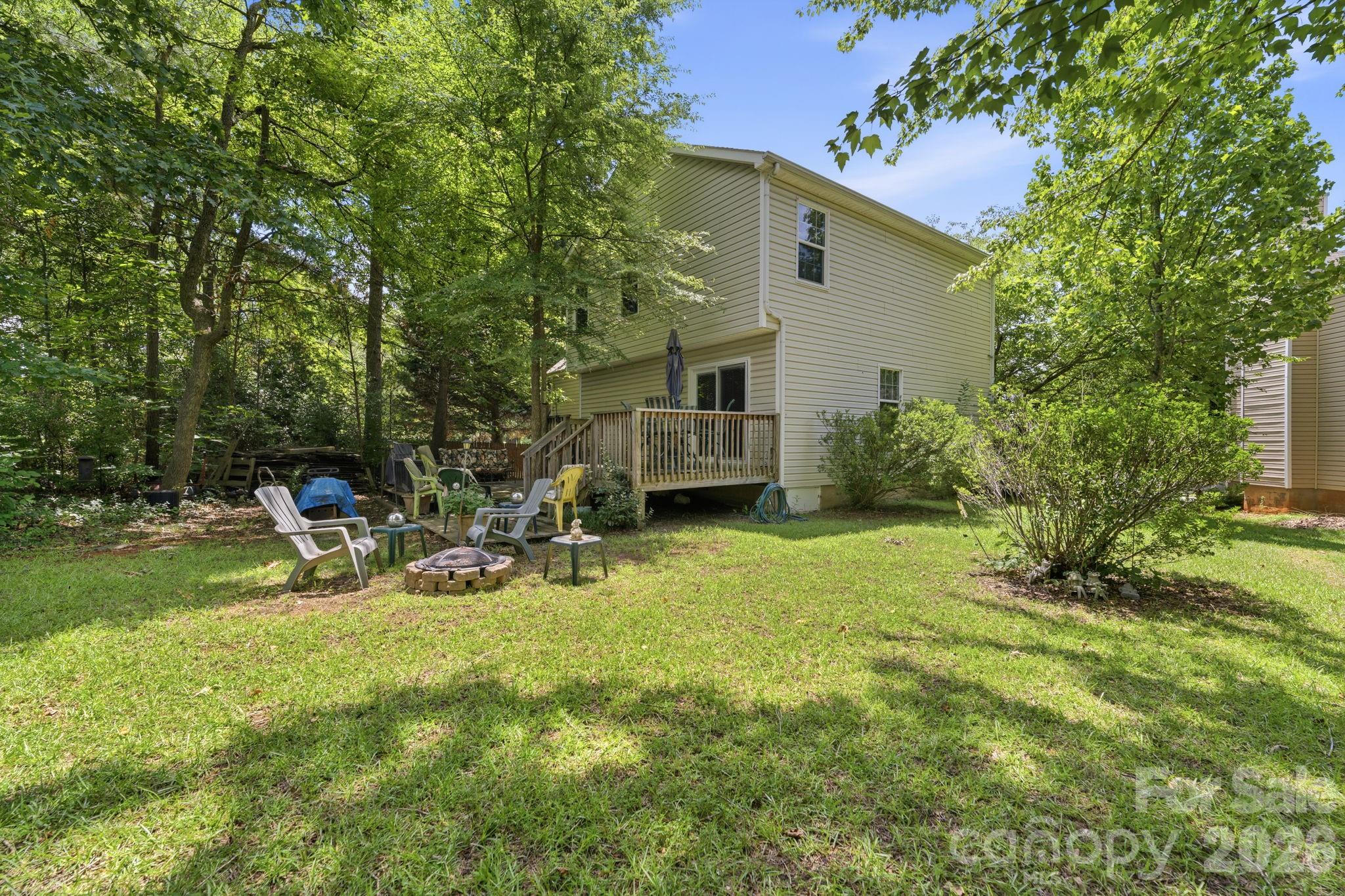 9220 Garnet Field Court — Charlotte