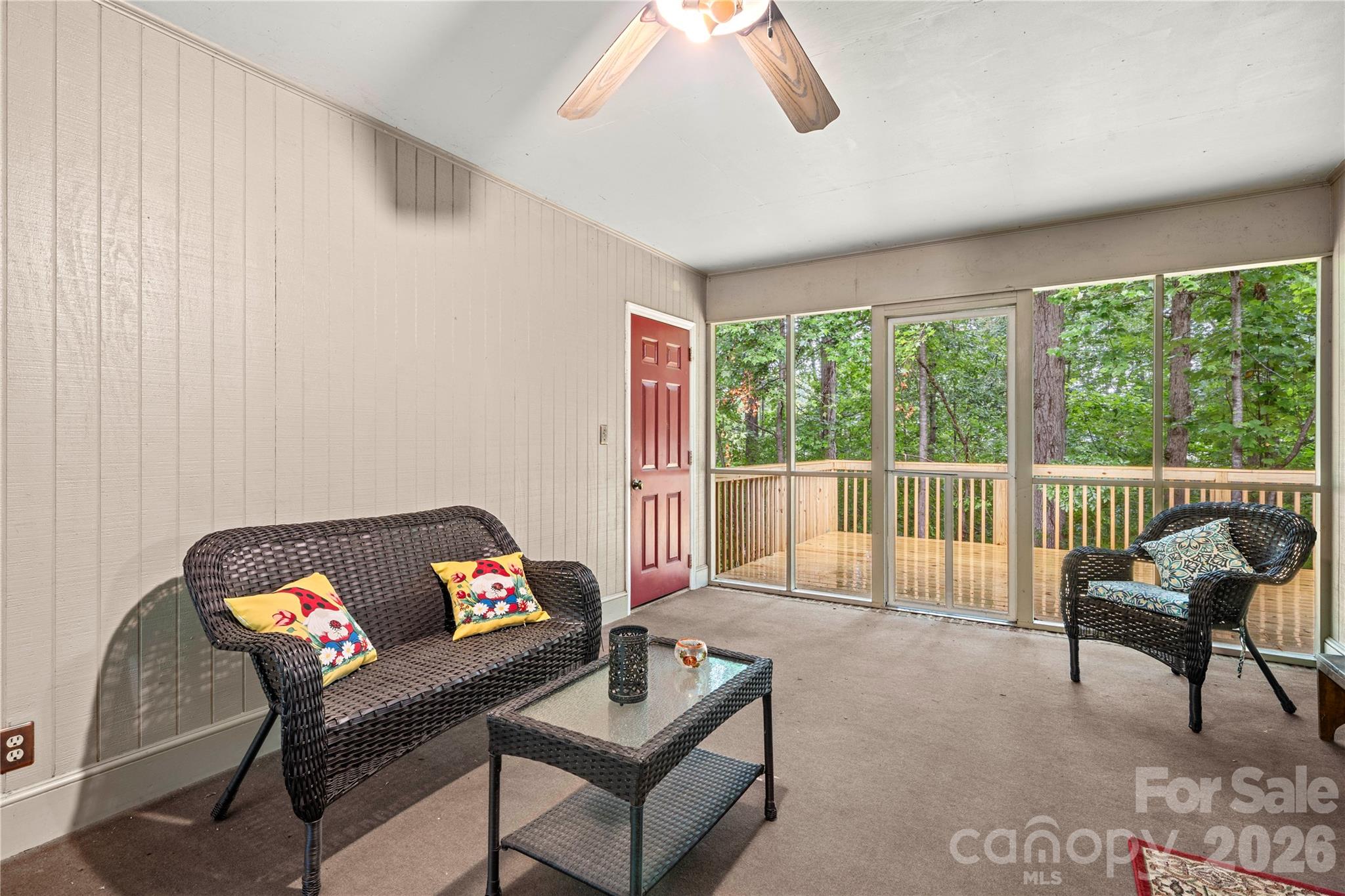 101 Magnolia Lane — Mount Holly