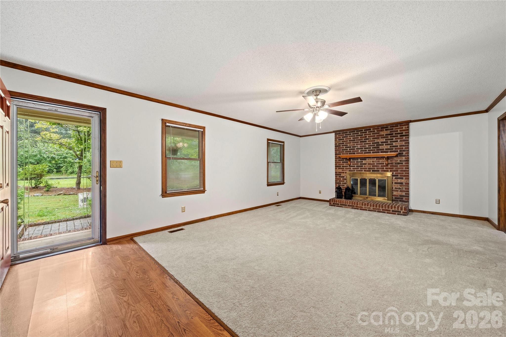 101 Magnolia Lane — Mount Holly