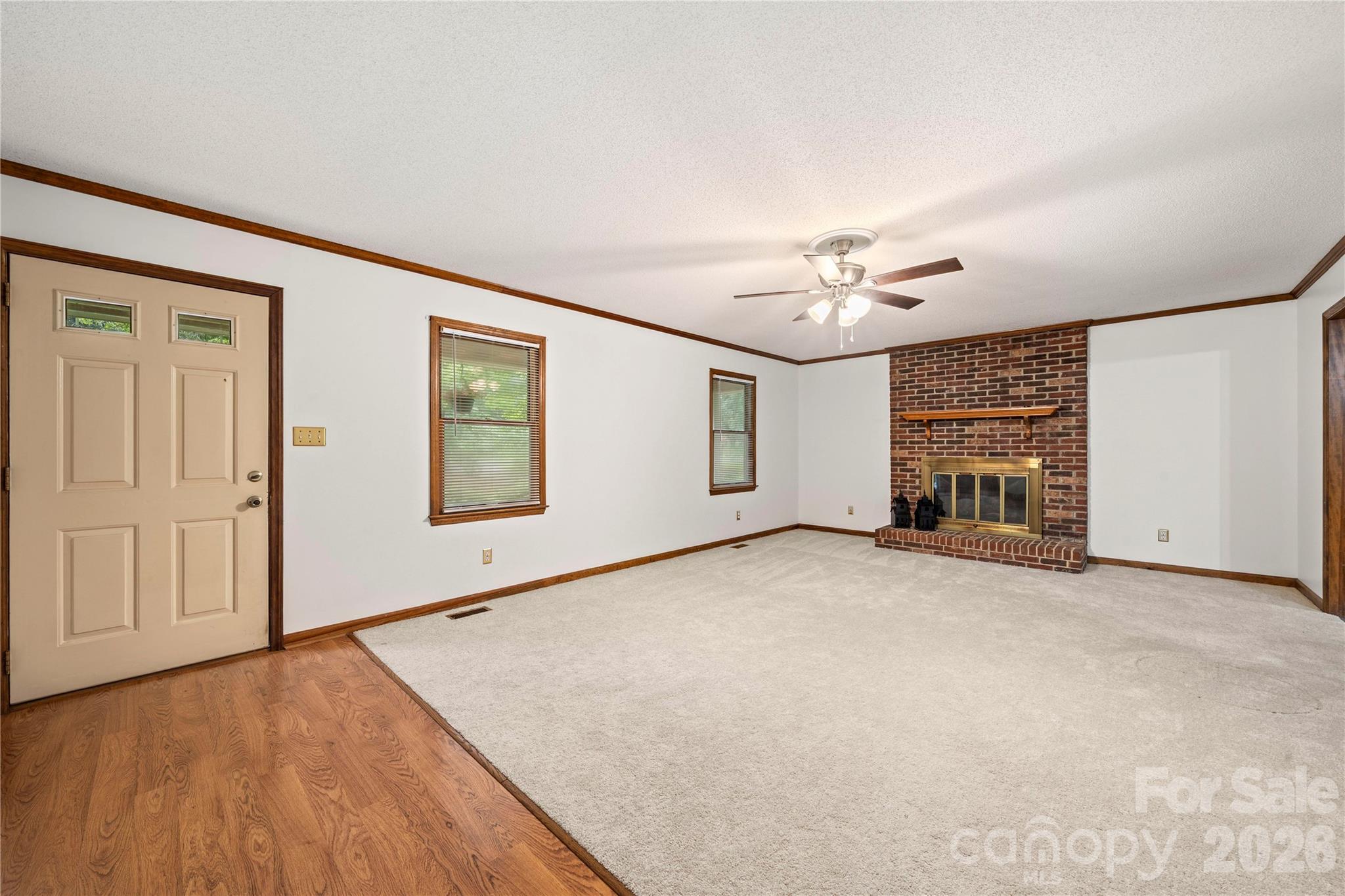 101 Magnolia Lane — Mount Holly