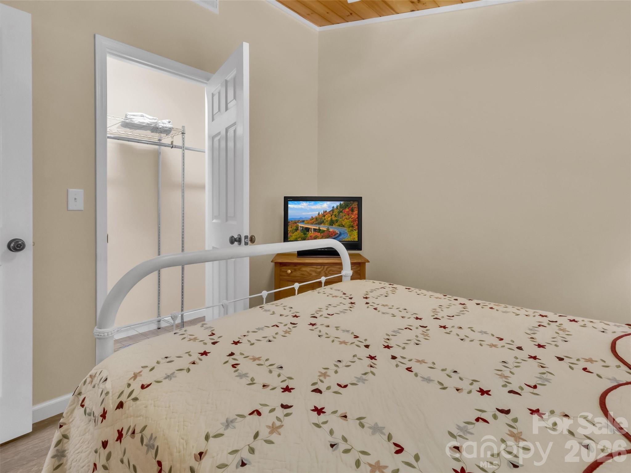 291 Incline Drive Drive — Sylva