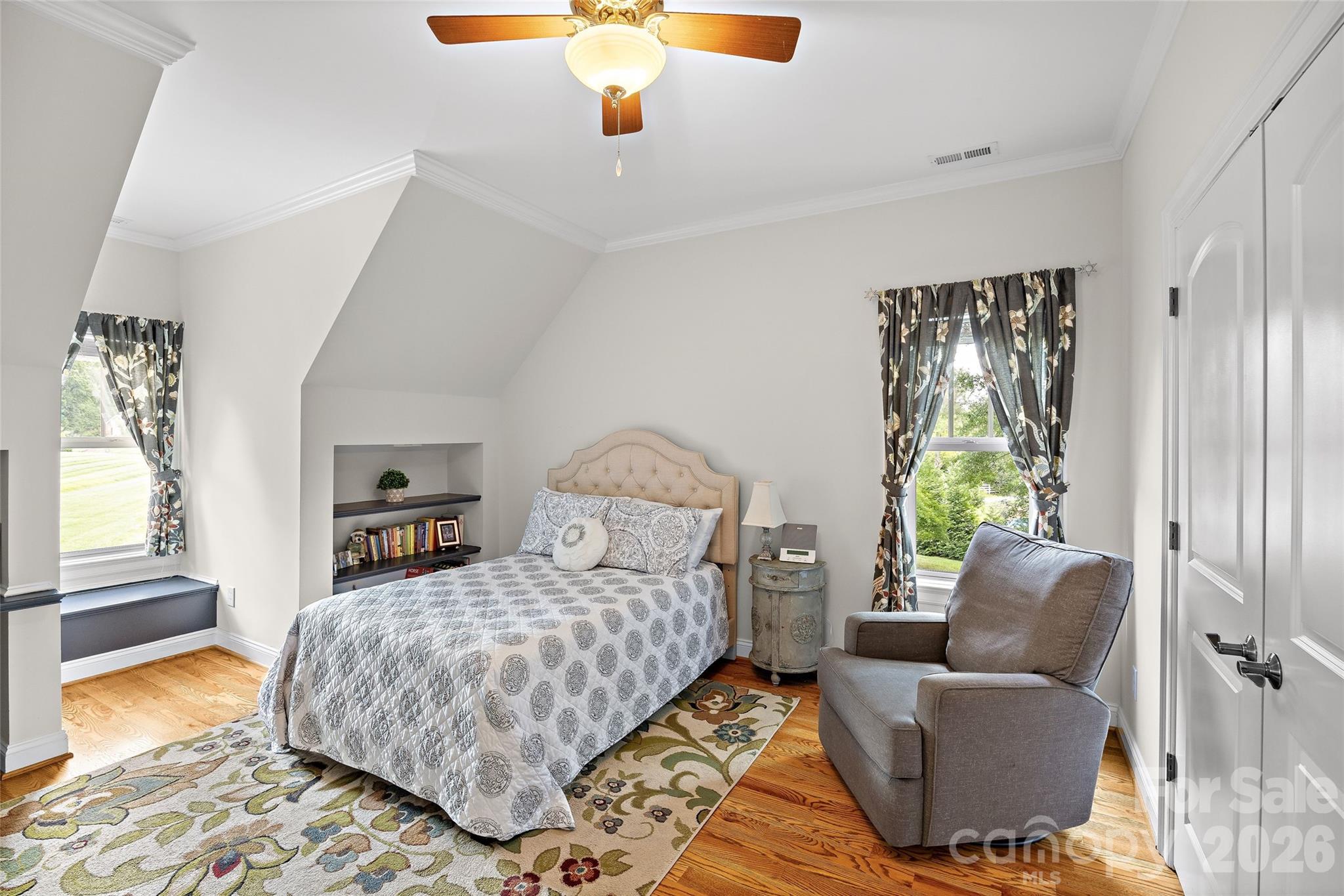 5301 Masons Ferry Road — Clover