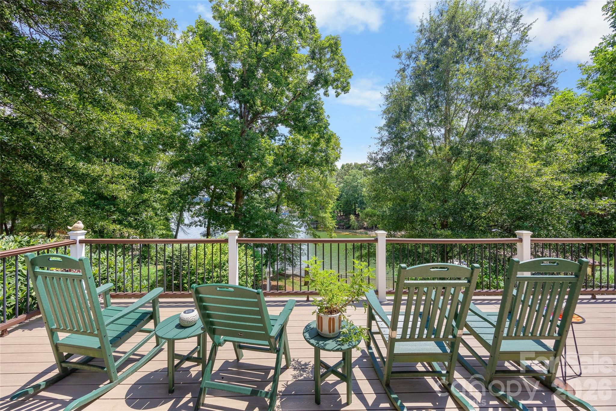 5301 Masons Ferry Road — Clover