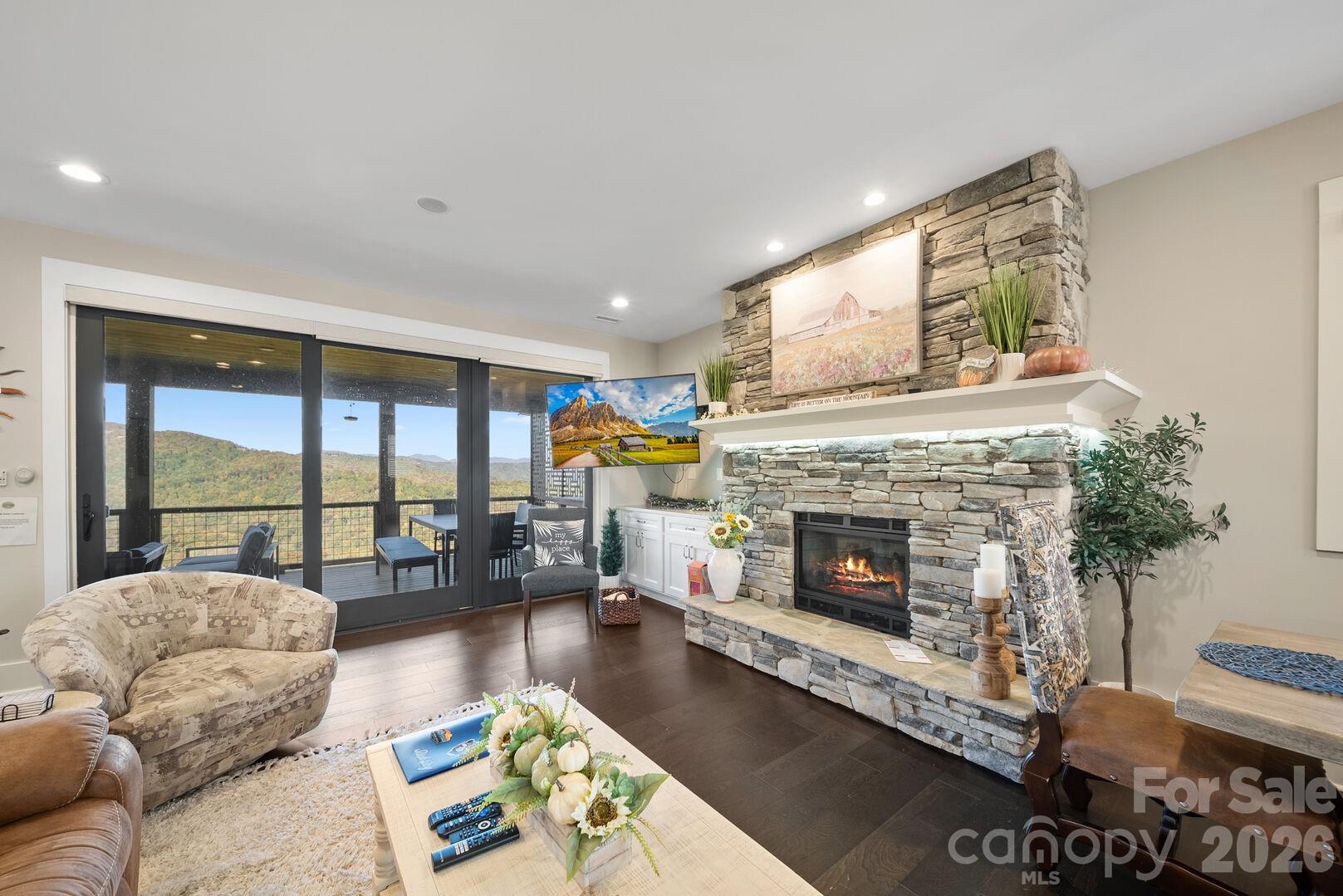 158 Elderberry Circle — Boone