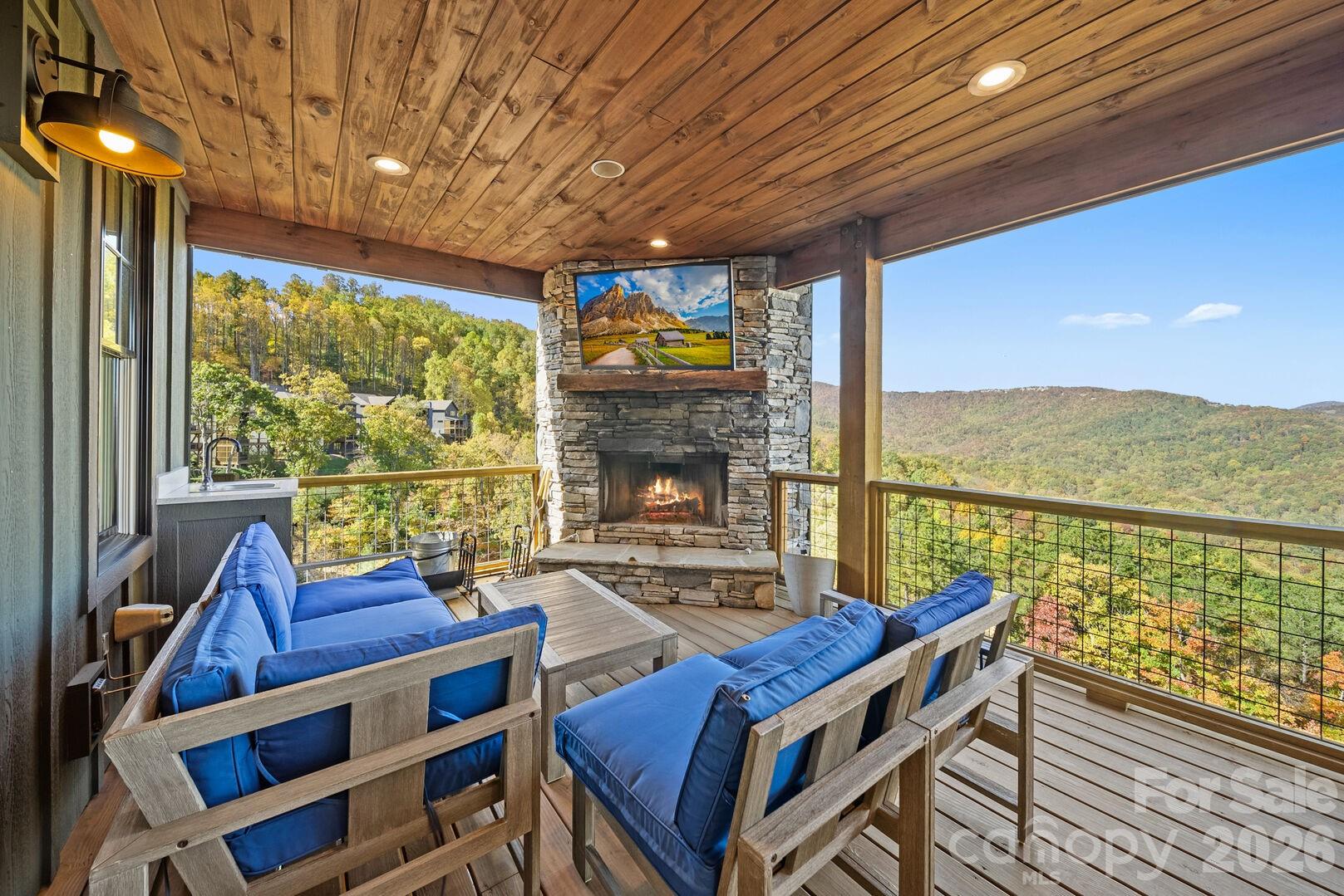 158 Elderberry Circle — Boone