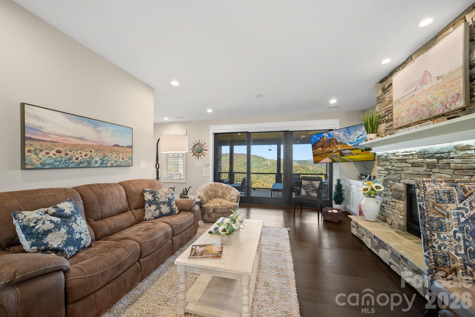 158 Elderberry Circle — Boone