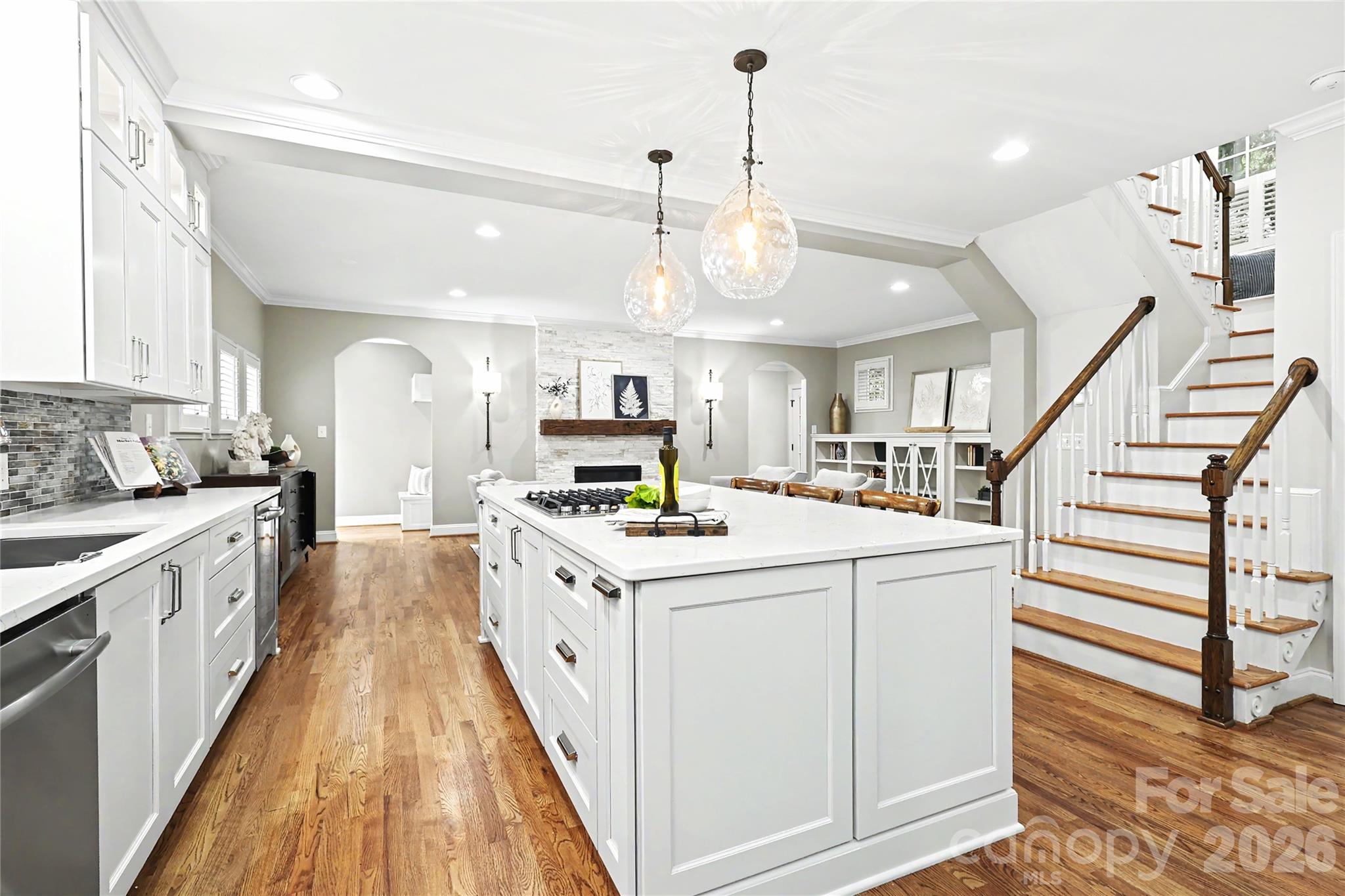 1825 Lombardy Circle — Charlotte