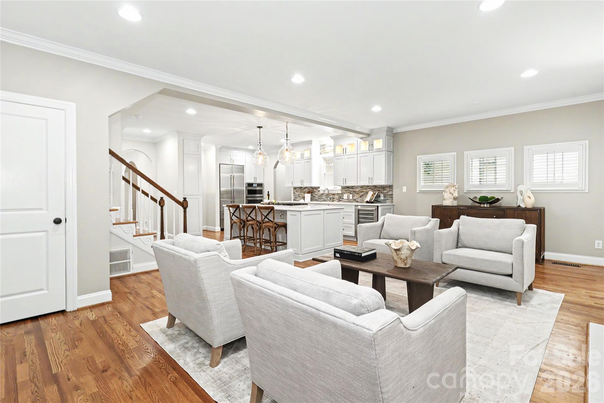 1825 Lombardy Circle — Charlotte