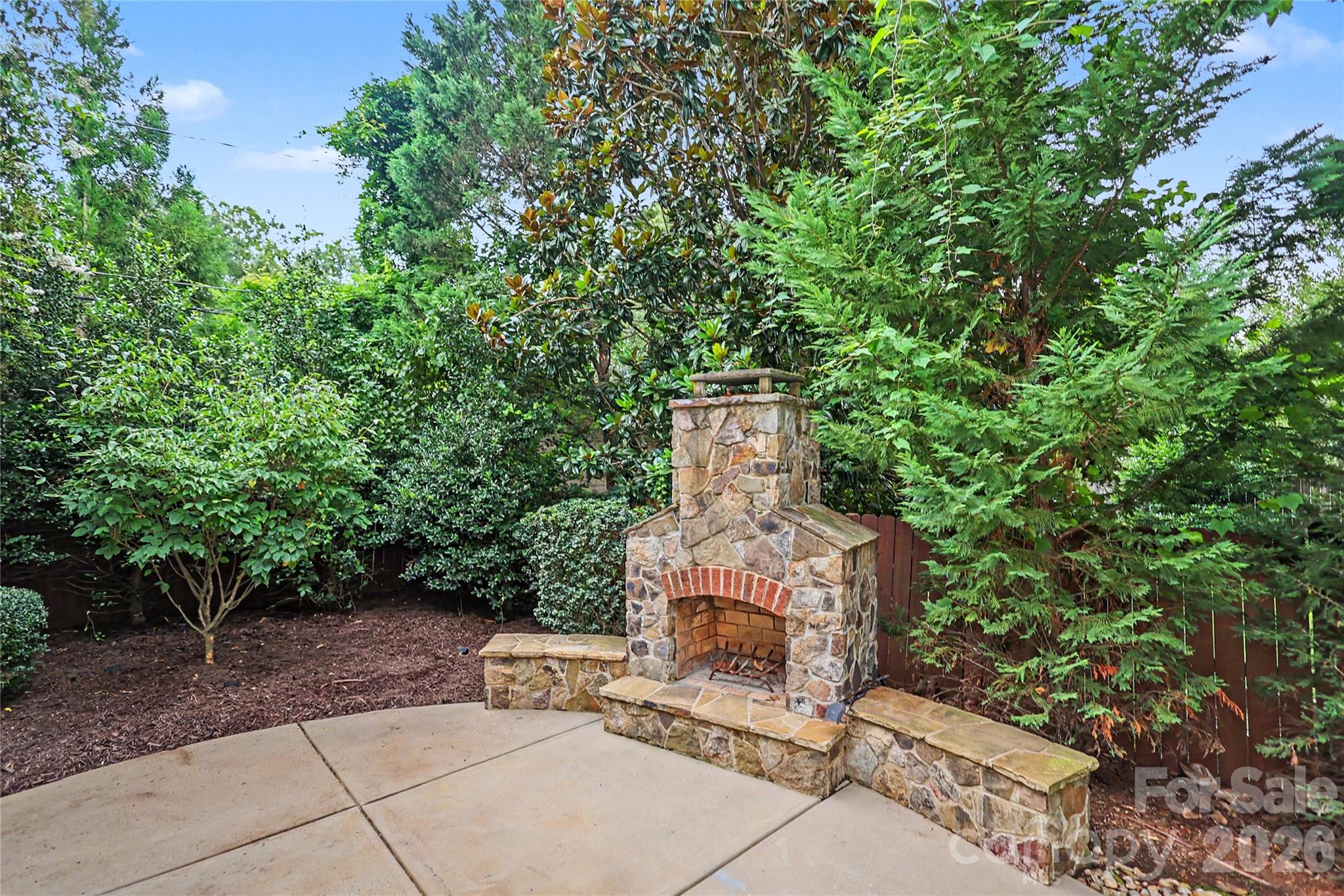 1825 Lombardy Circle — Charlotte