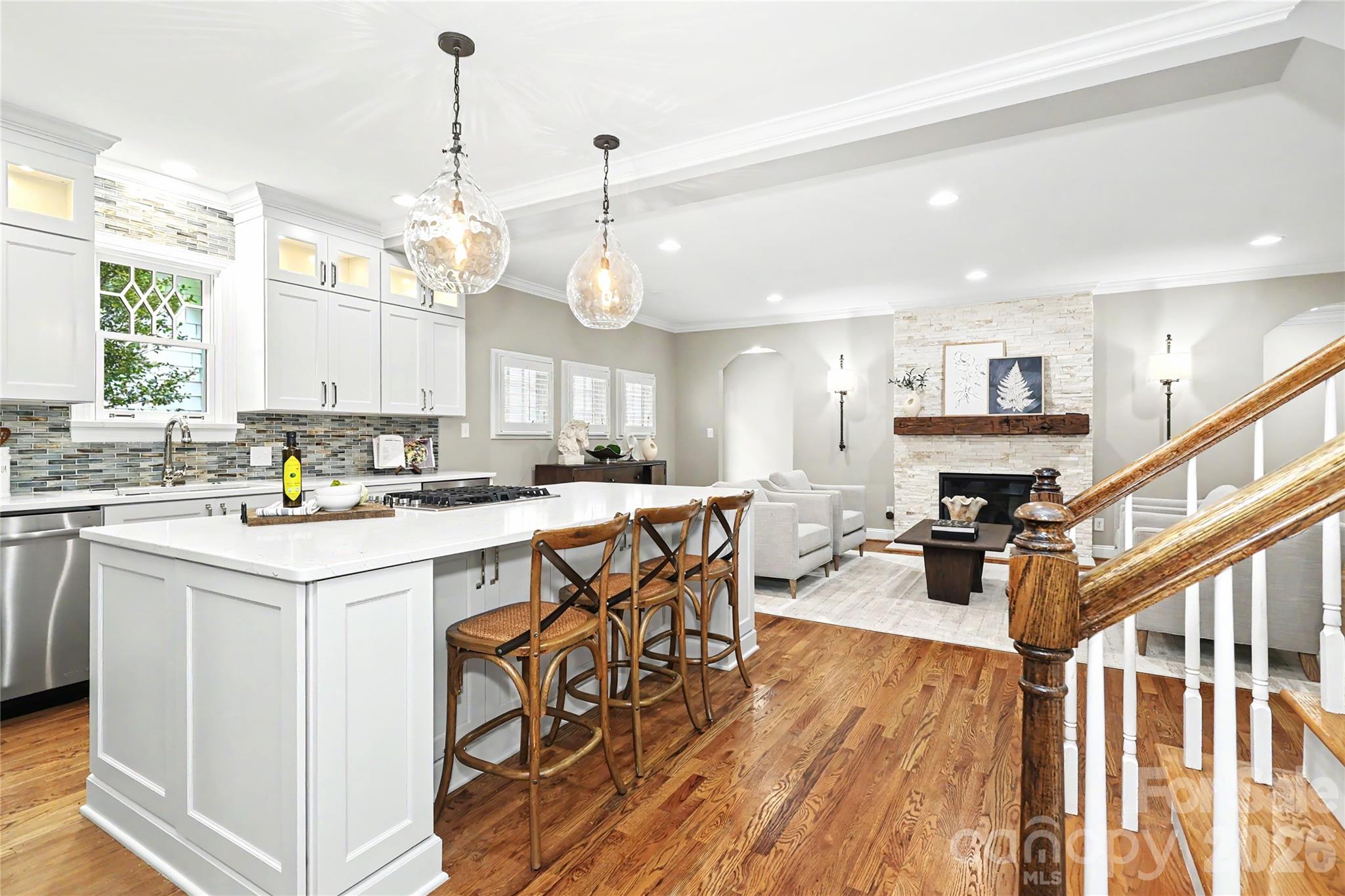 1825 Lombardy Circle — Charlotte
