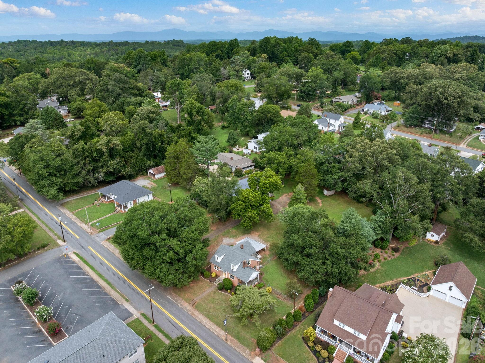 232 Maple Street — Rutherfordton