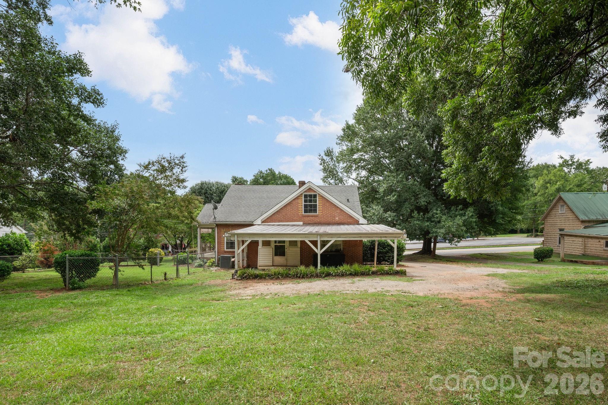 232 Maple Street — Rutherfordton