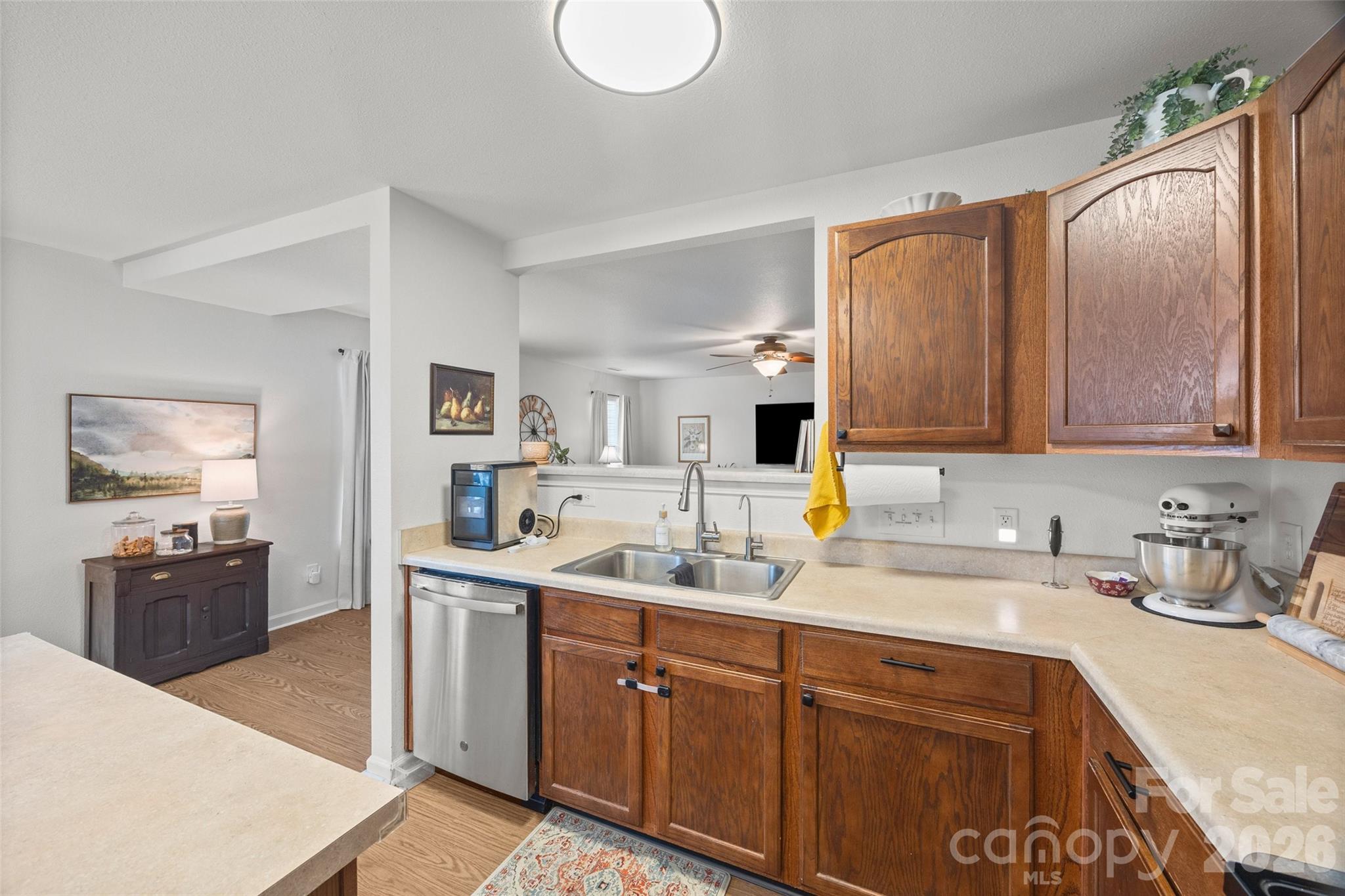 5022 Meanna Drive — Clover