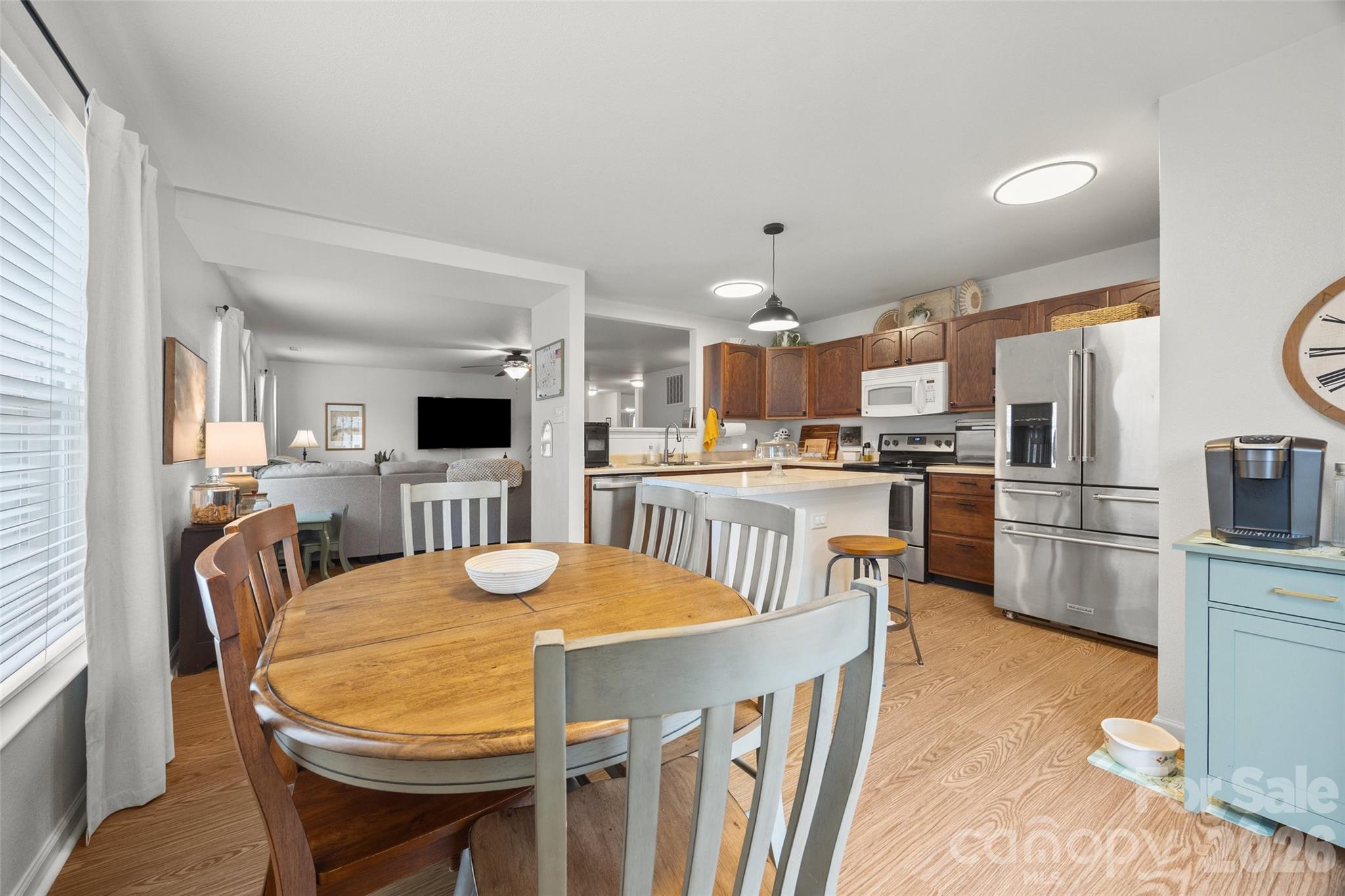 5022 Meanna Drive — Clover