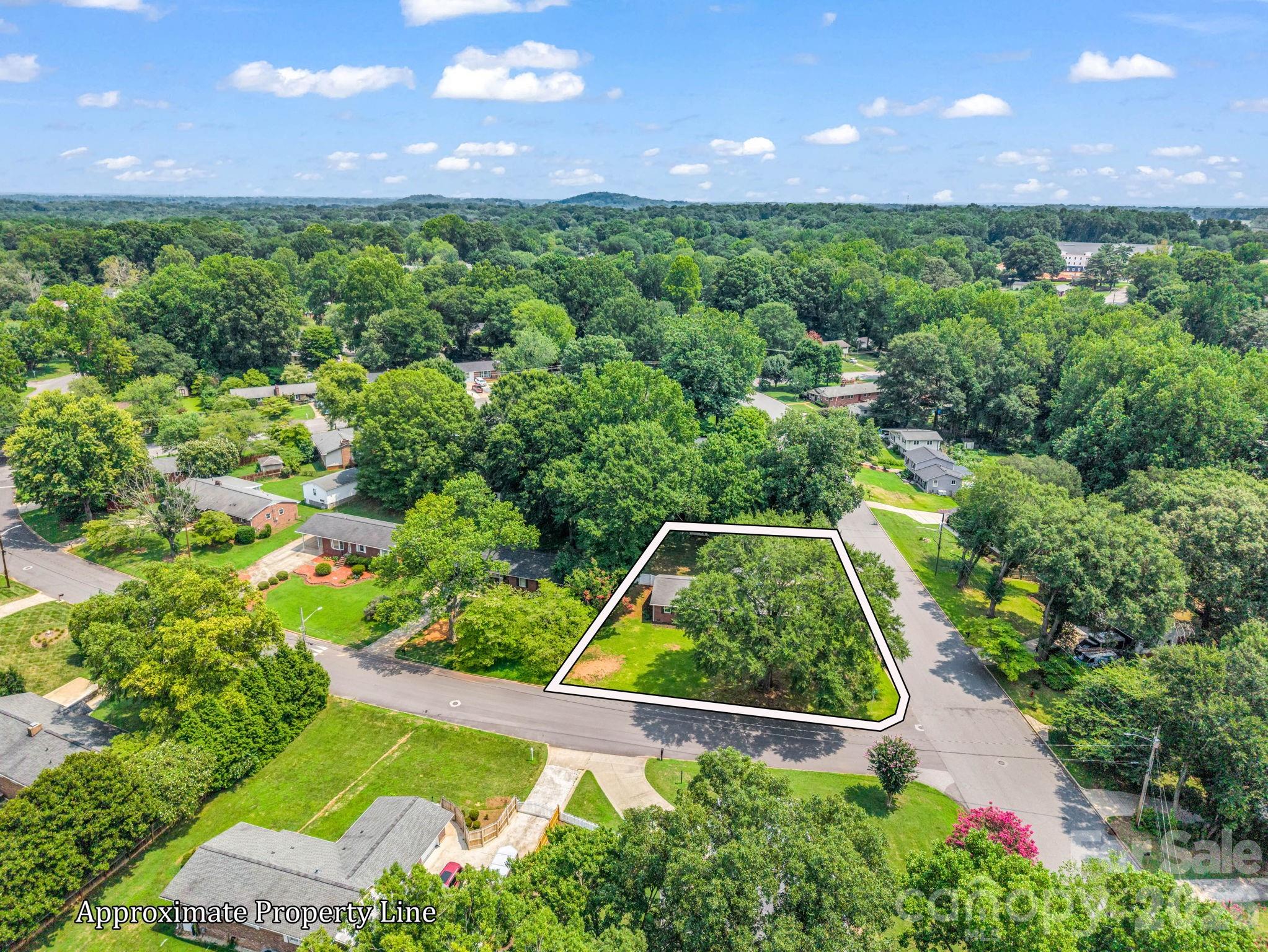 2044 Helen Drive — Gastonia