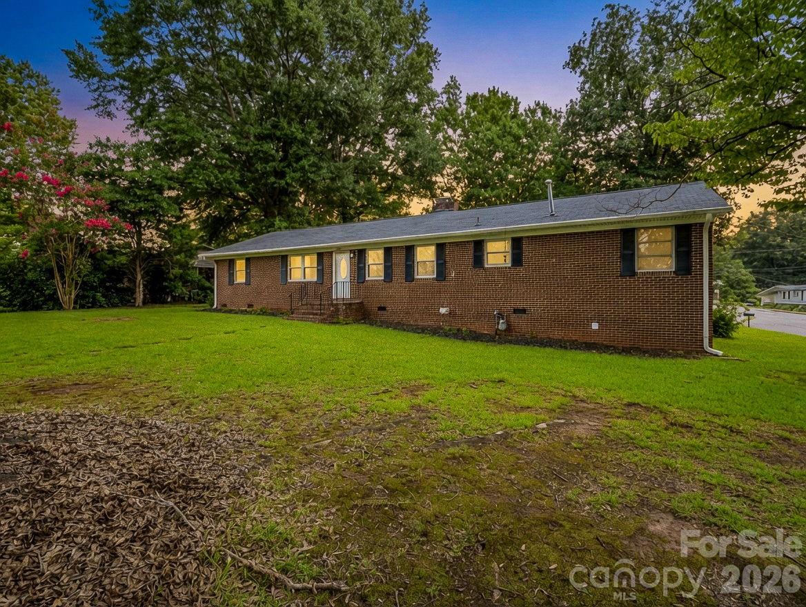 2044 Helen Drive — Gastonia