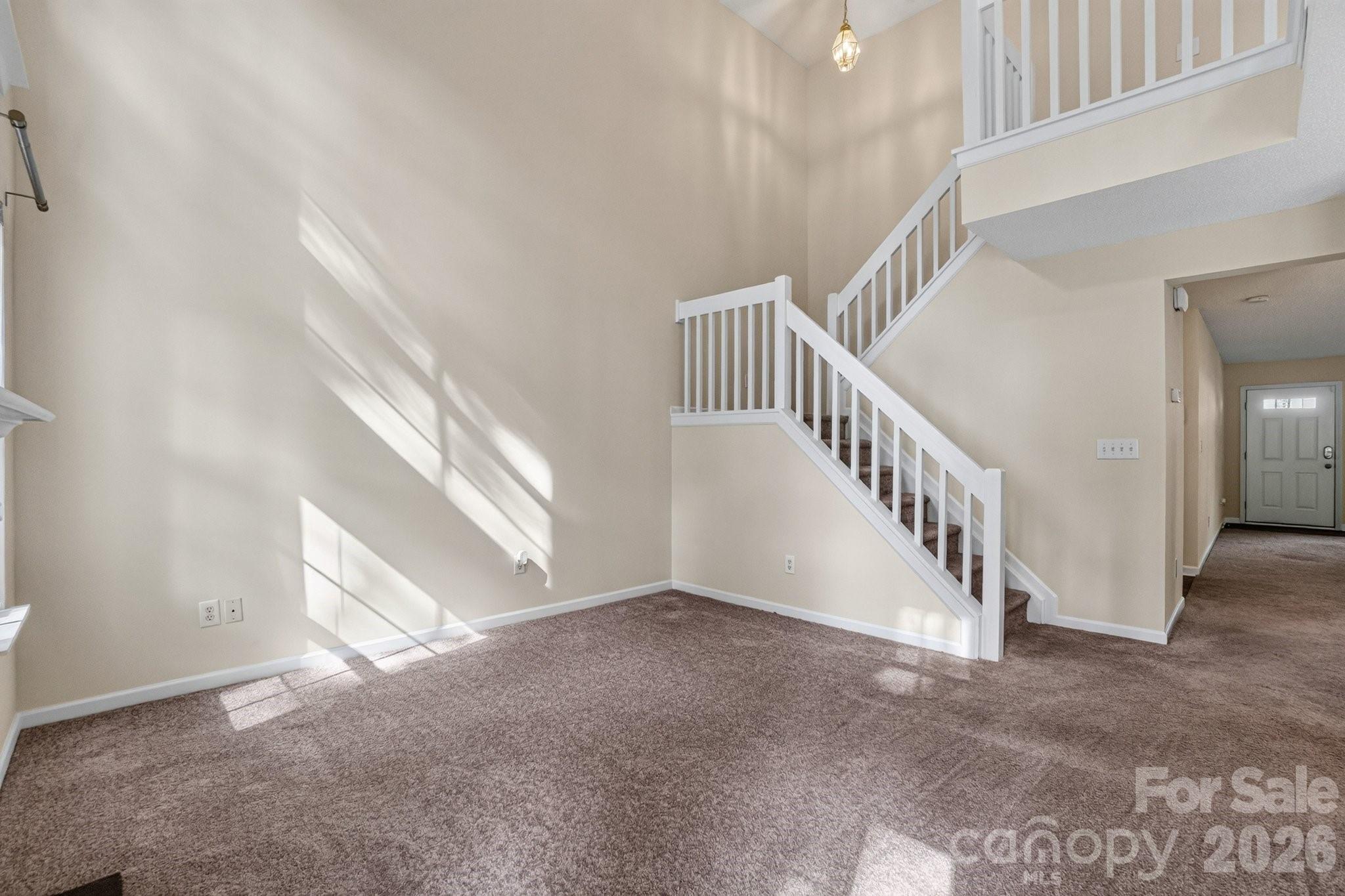 8318 Christmas Court — Charlotte