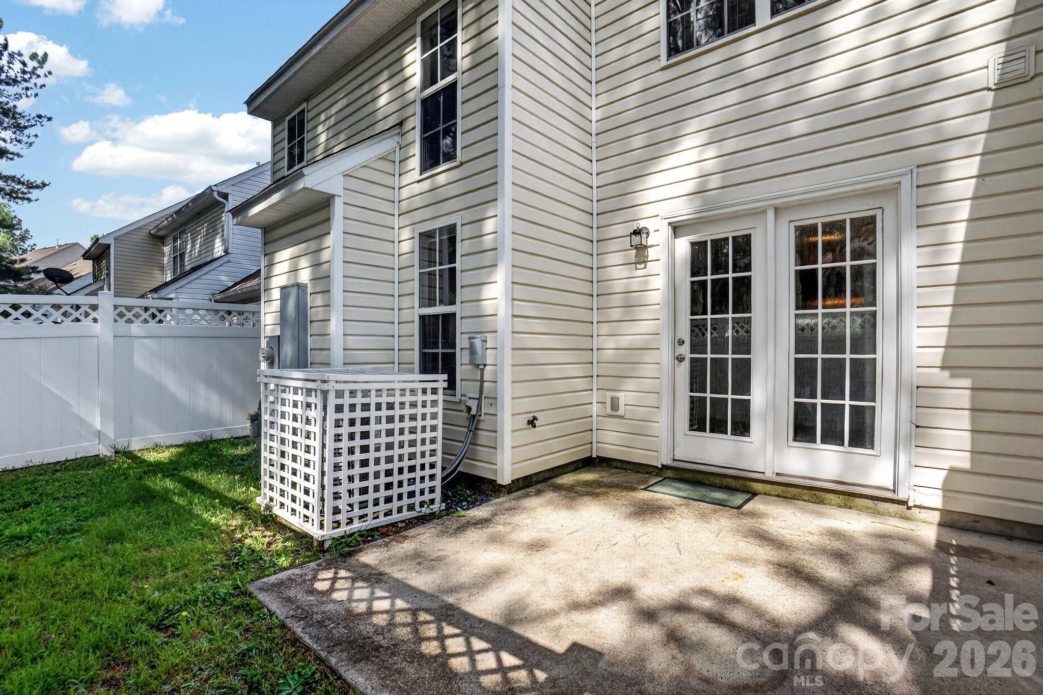 8318 Christmas Court — Charlotte