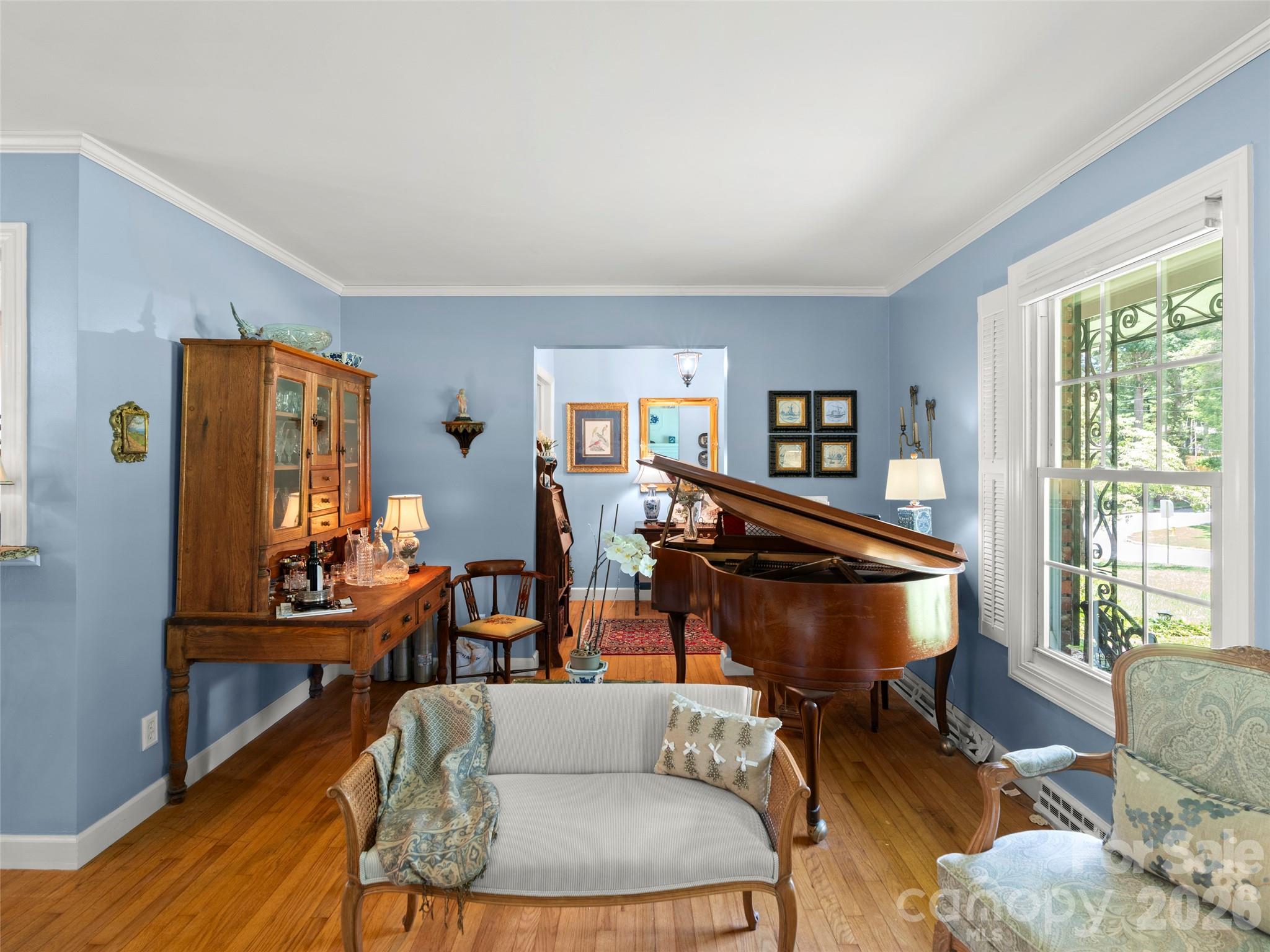 20 S Oak Forest Drive — Asheville