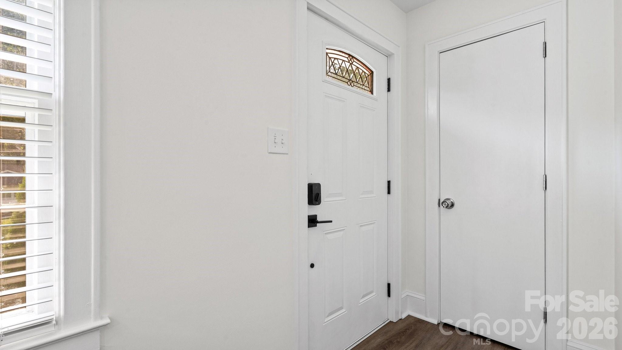 914 Crestmere Street — Charlotte