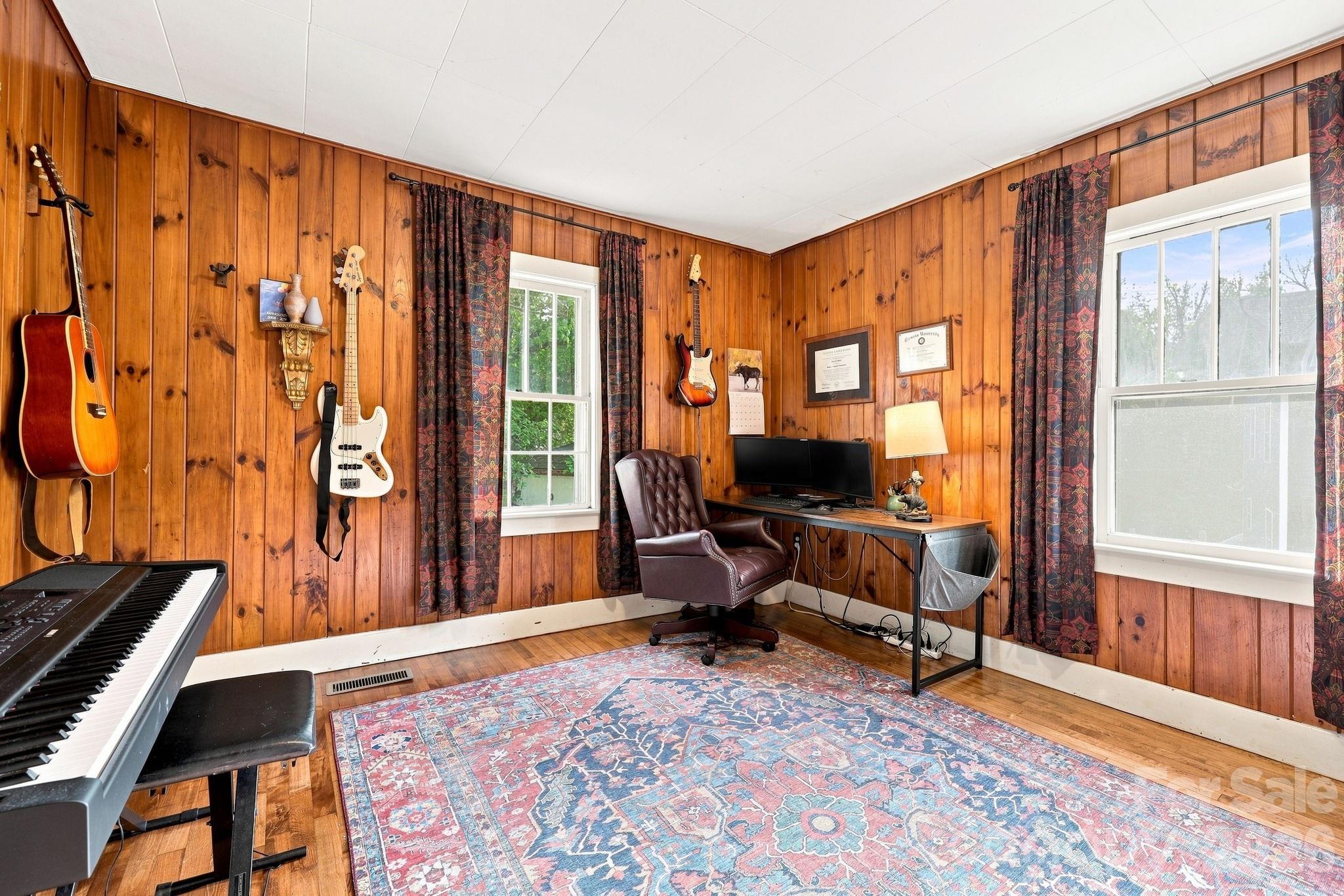67 Montana Avenue — Asheville