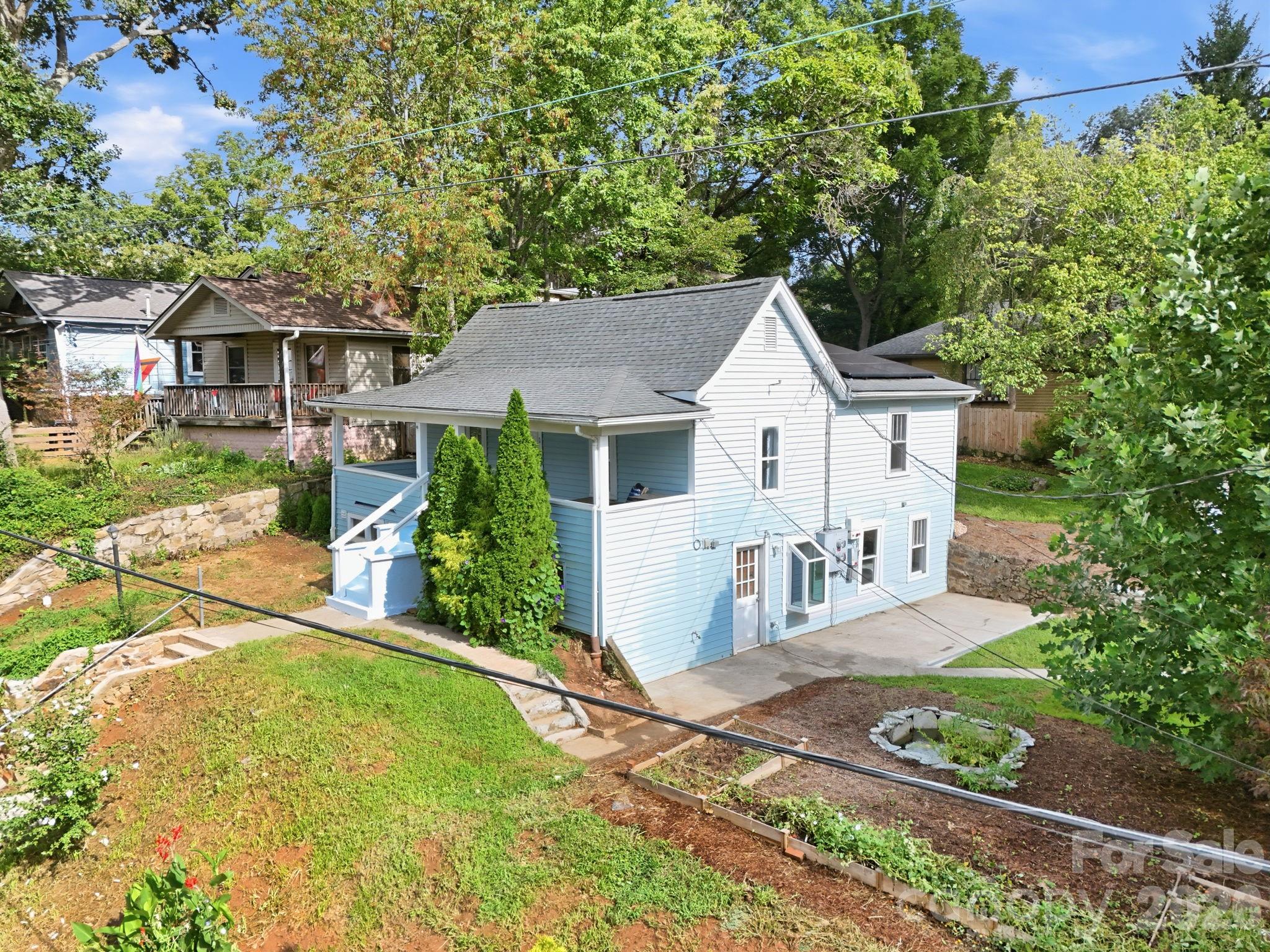 67 Montana Avenue — Asheville