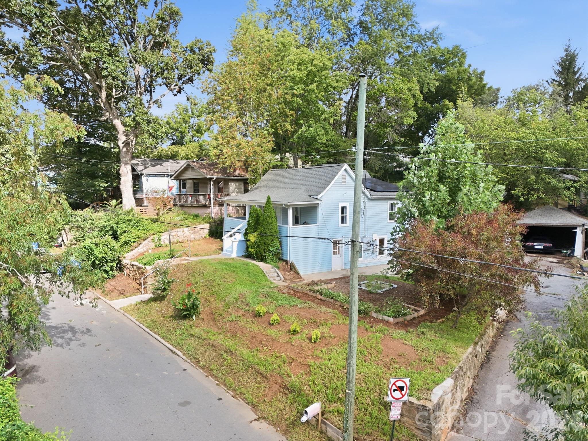 67 Montana Avenue — Asheville