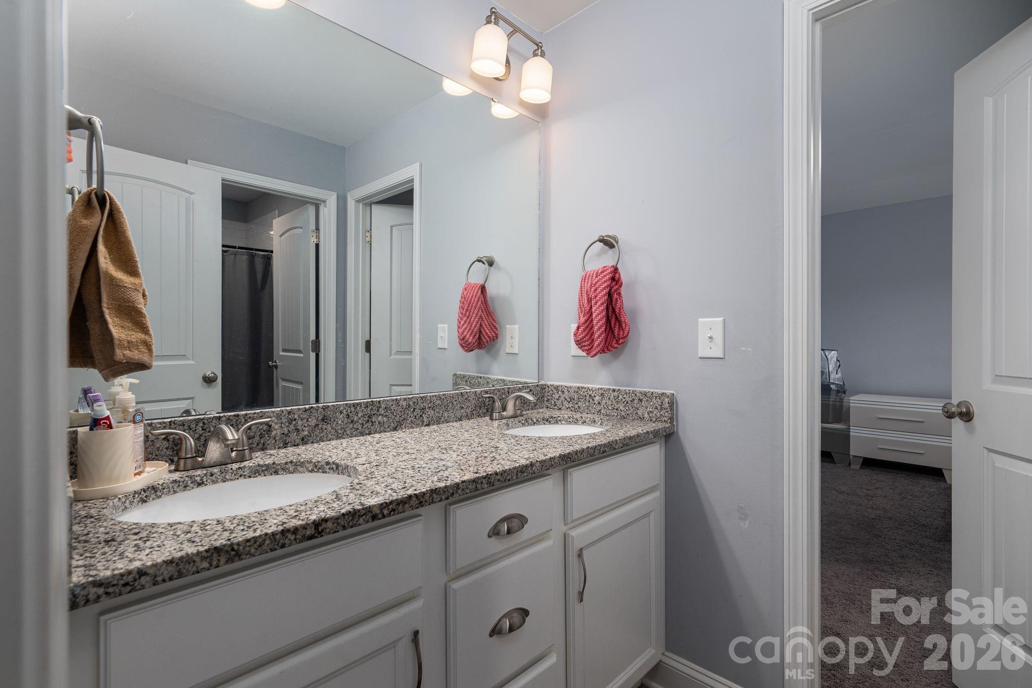 955 Robinson Road — Gastonia