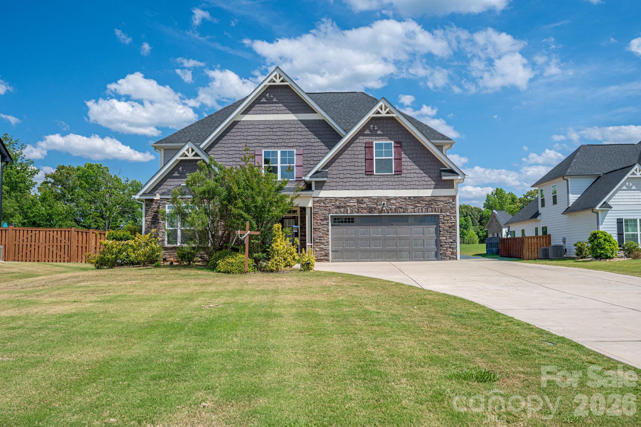 955 Robinson Road — Gastonia