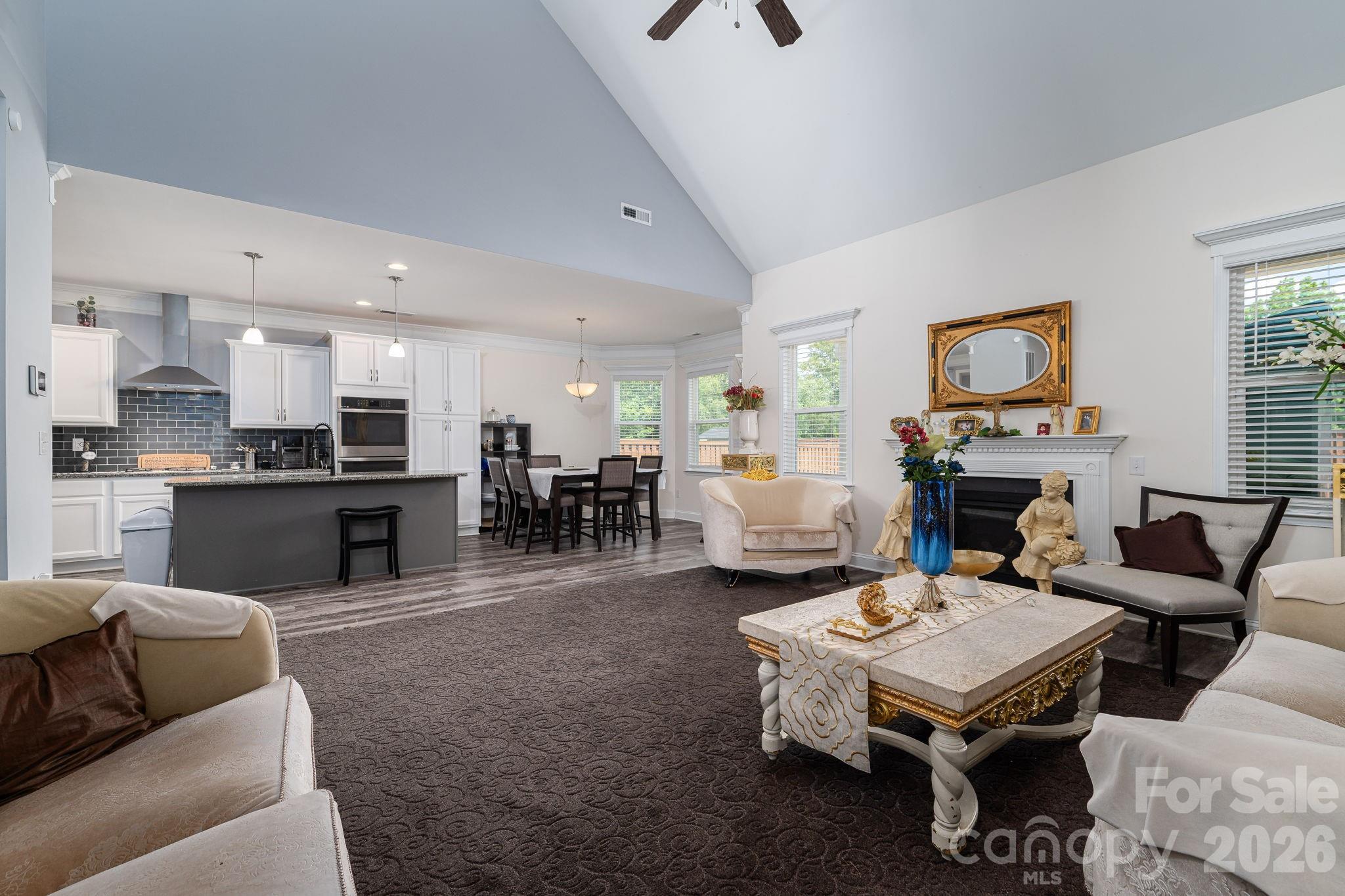 955 Robinson Road — Gastonia