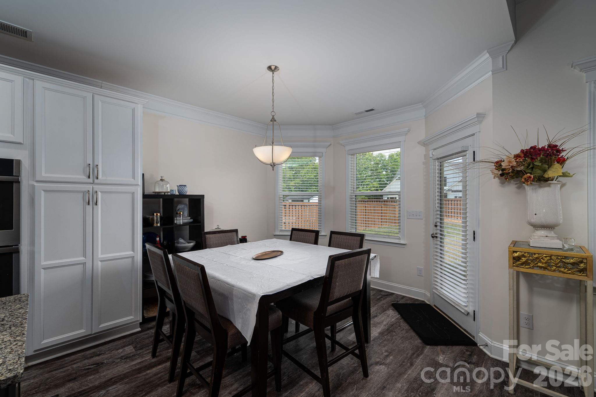 955 Robinson Road — Gastonia
