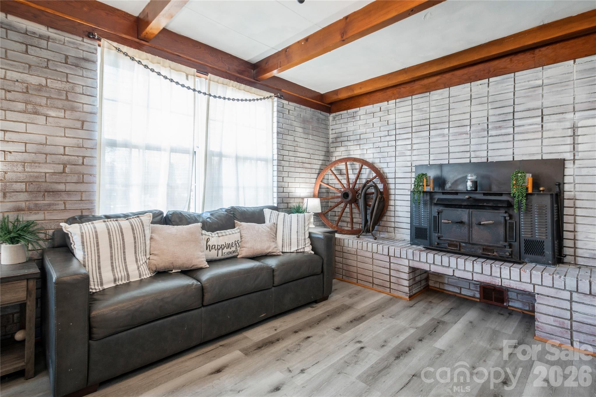 303 Island Ford Road — Maiden