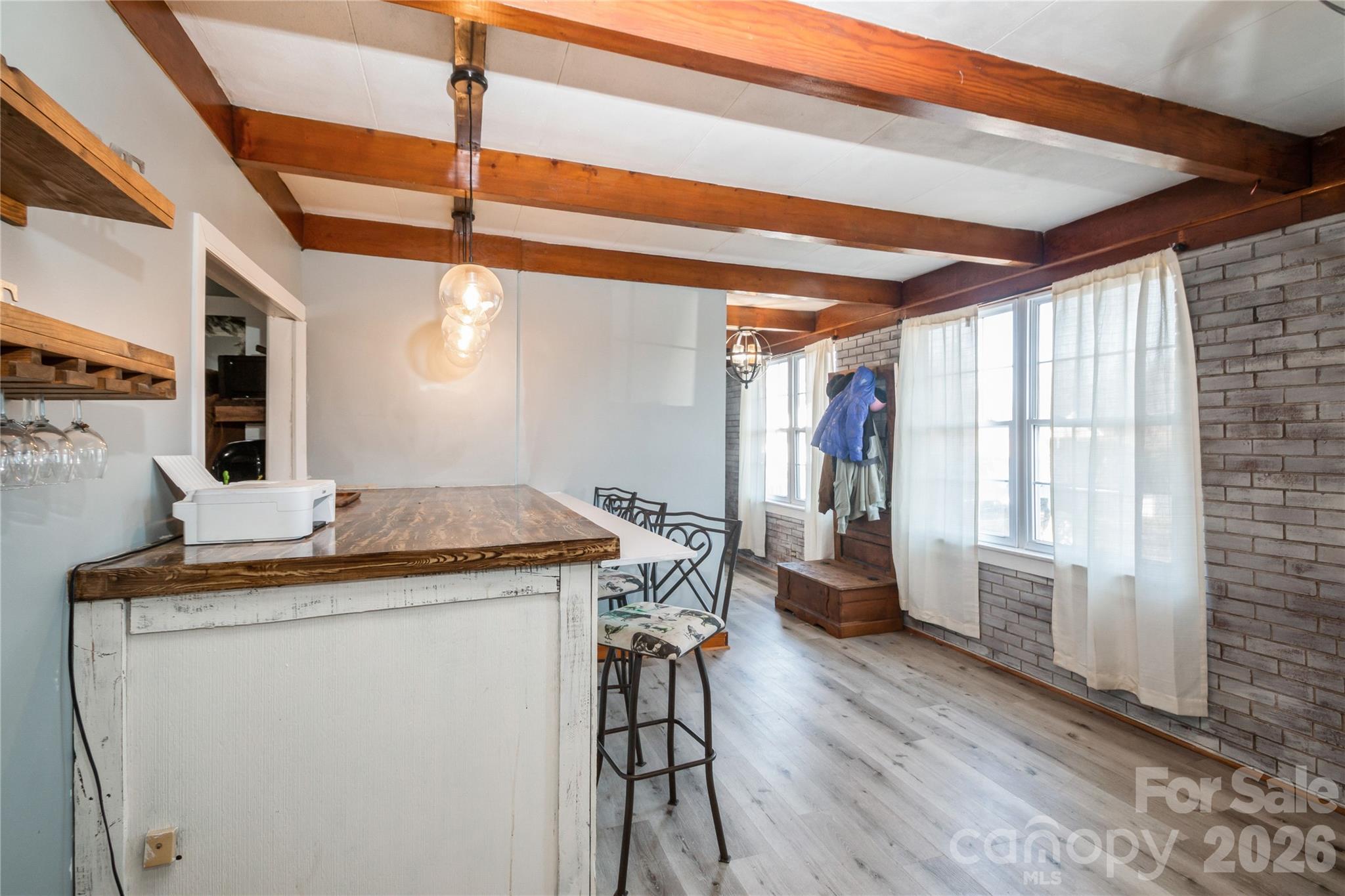 303 Island Ford Road — Maiden