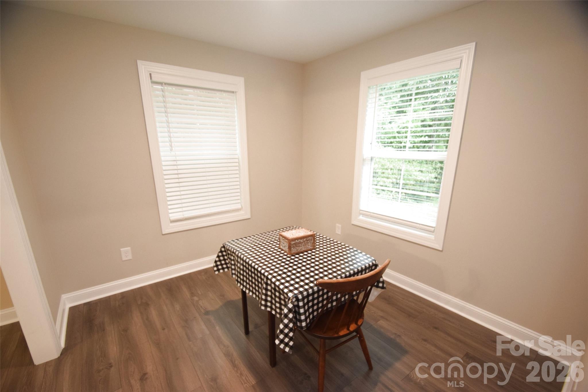 921 Pineridge Street SE — Concord
