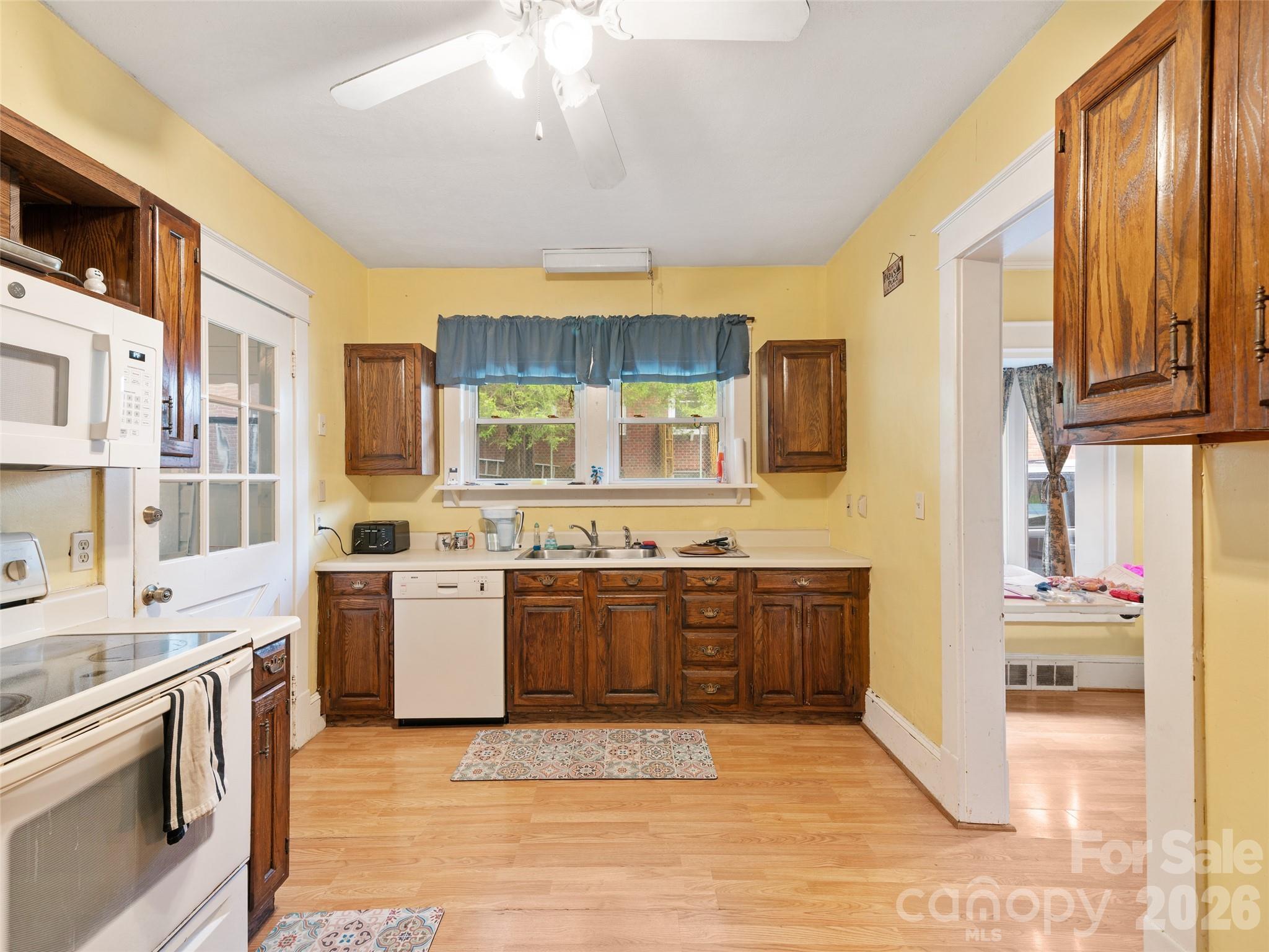 147 Walnut Avenue — Spruce Pine