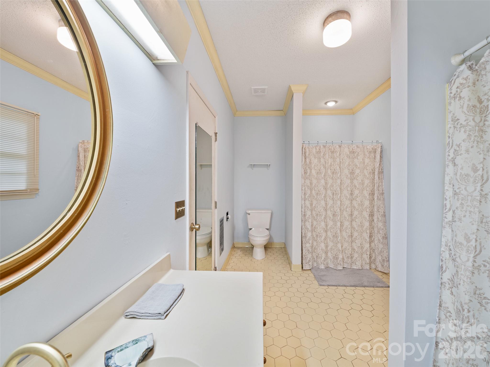 147 Walnut Avenue — Spruce Pine