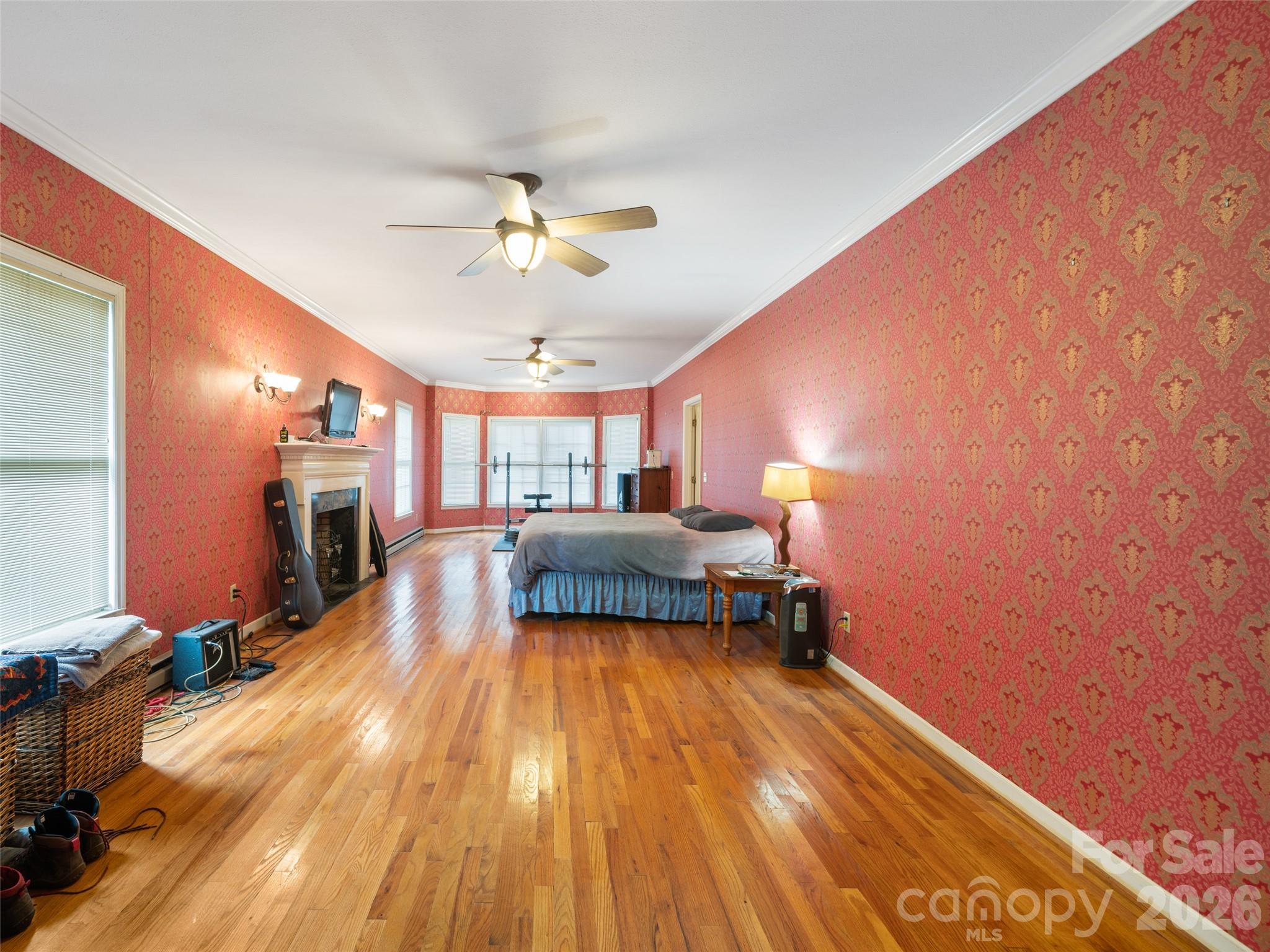 147 Walnut Avenue — Spruce Pine