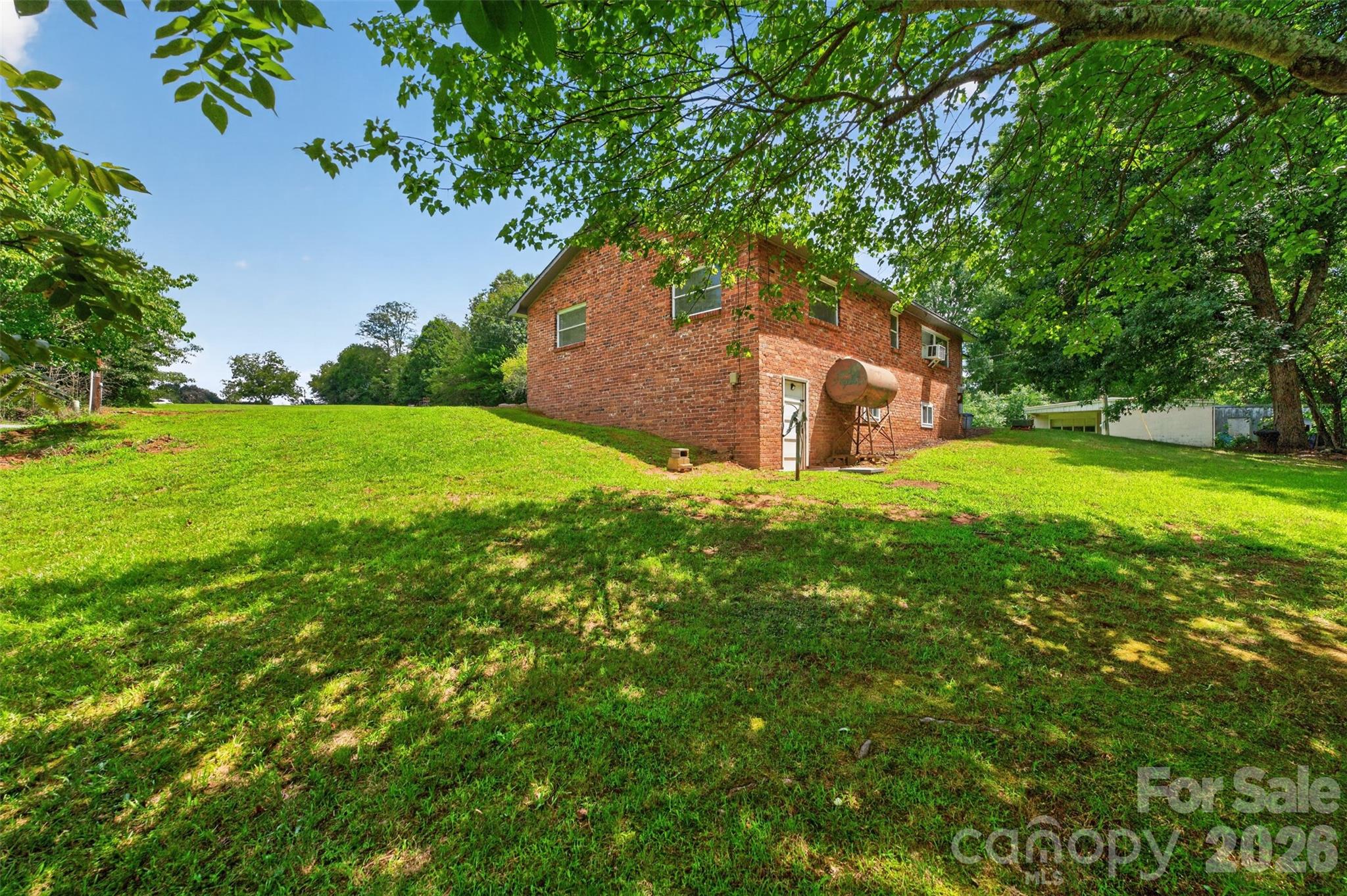 3143 Litty Lane — Hildebran