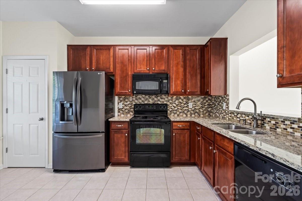8453 Big Creek Court — Charlotte