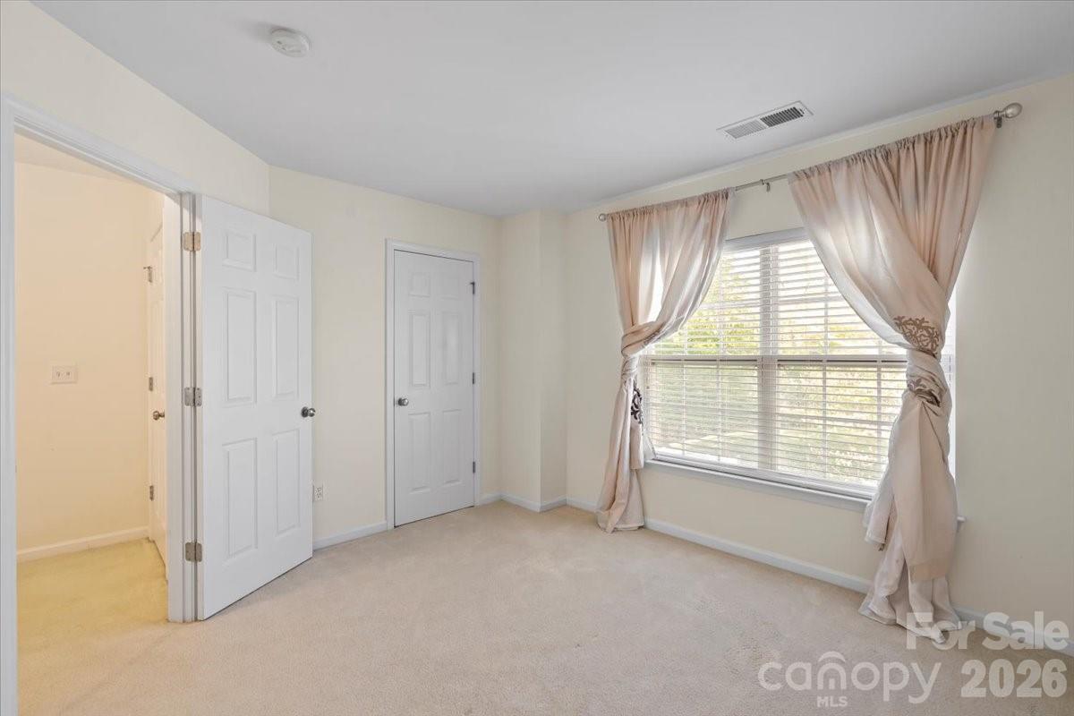 8453 Big Creek Court — Charlotte