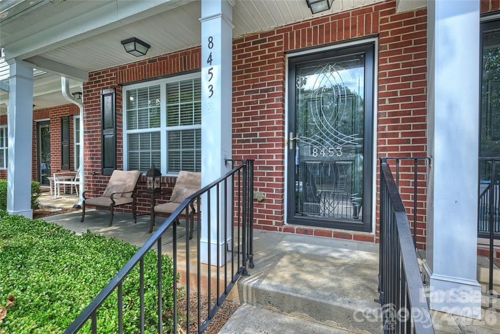 8453 Big Creek Court — Charlotte