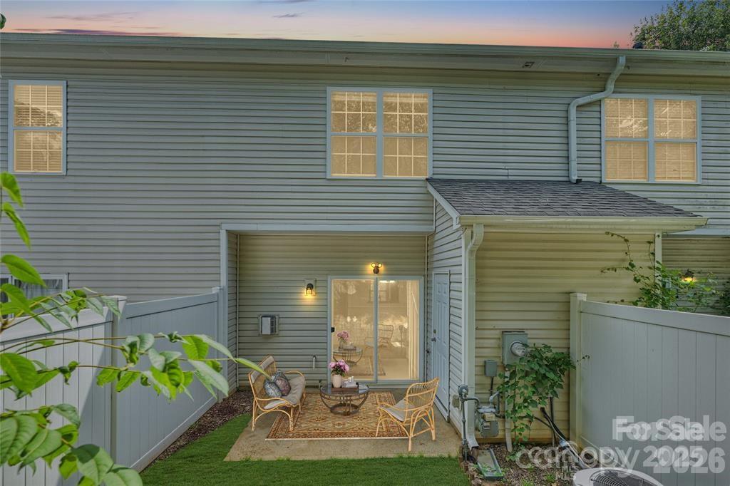 8453 Big Creek Court — Charlotte