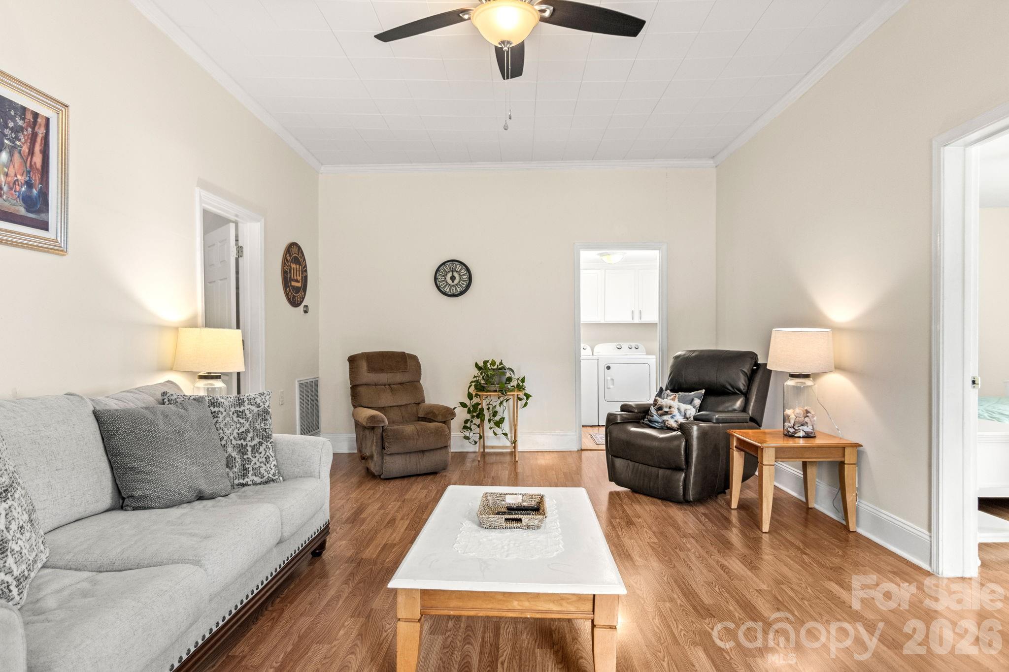 108 Richland Street — Clover