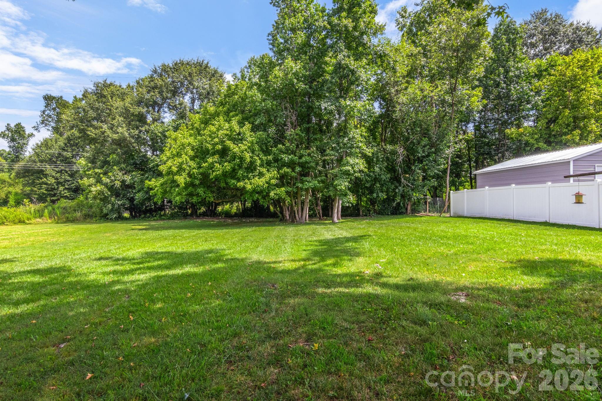 108 Richland Street — Clover