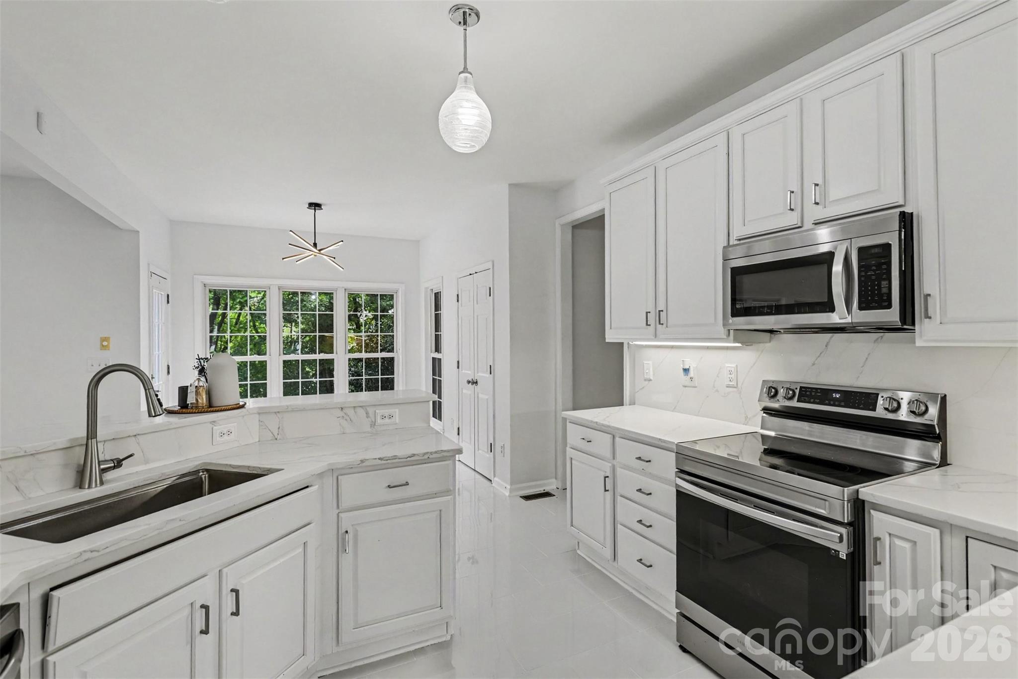 4523 Brent Wood Drive — Belmont