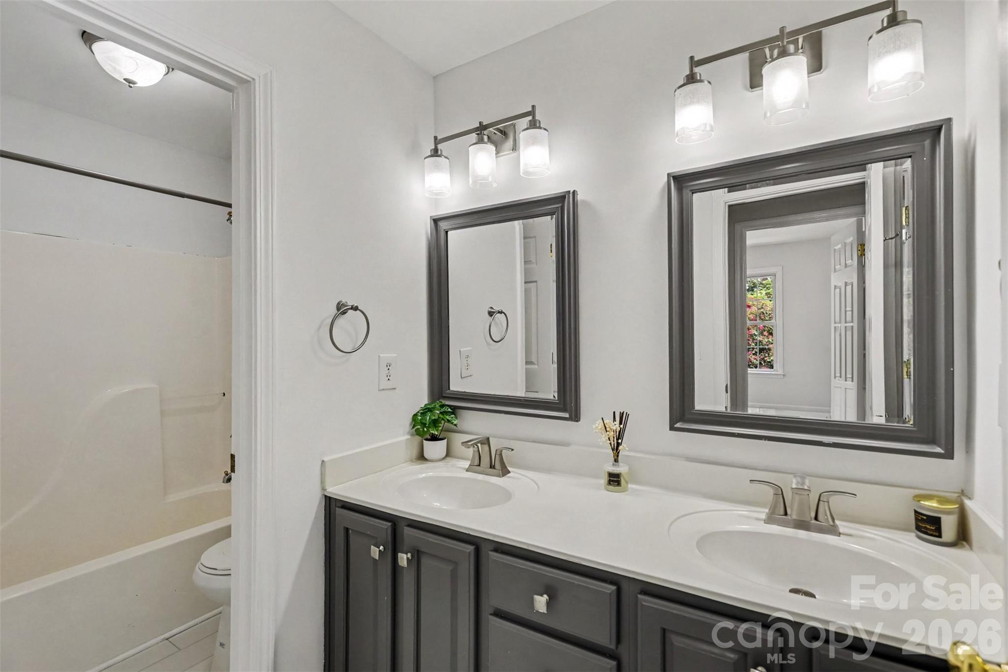 4523 Brent Wood Drive — Belmont