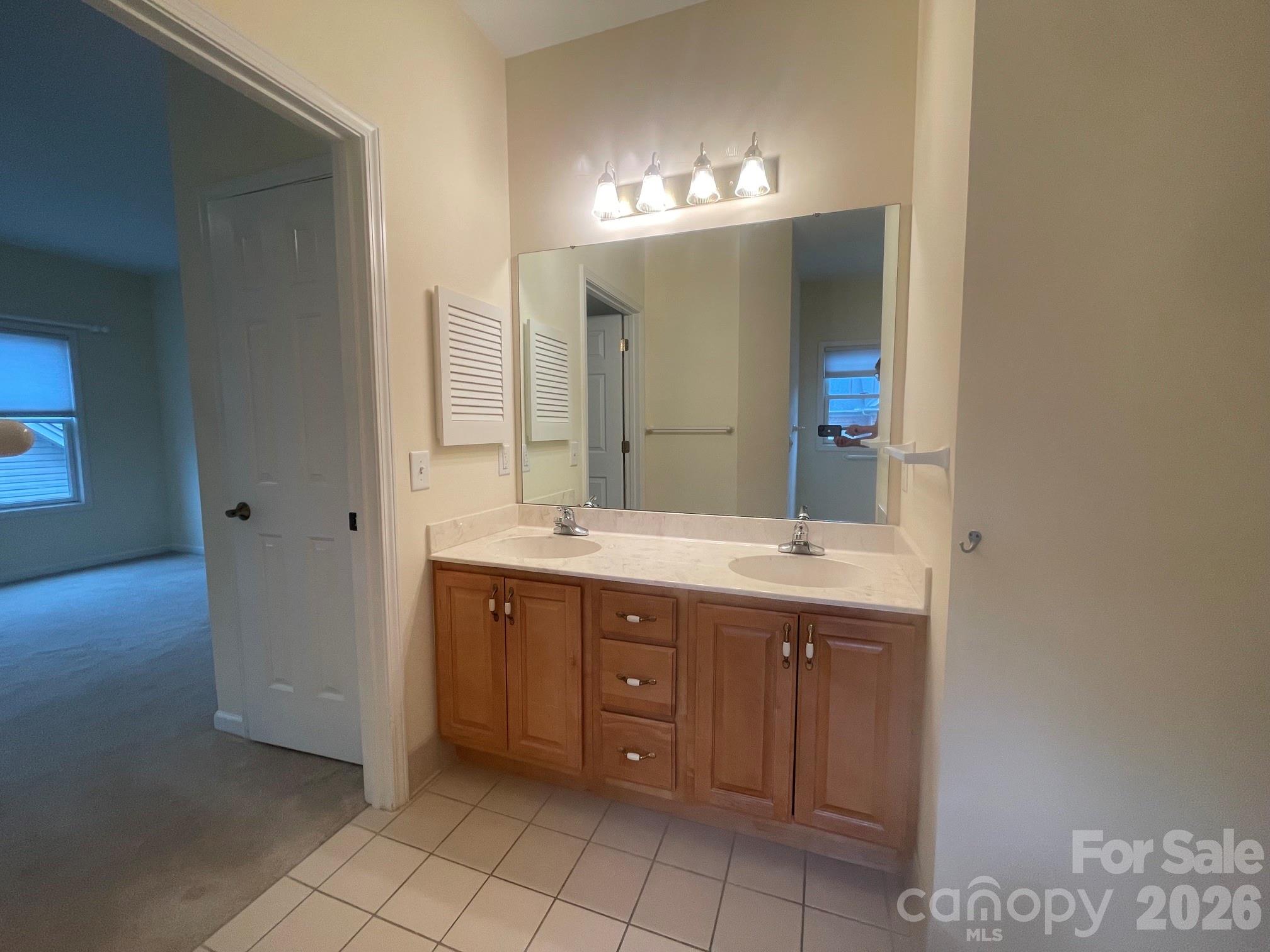513 26th Avenue NE #A — Hickory