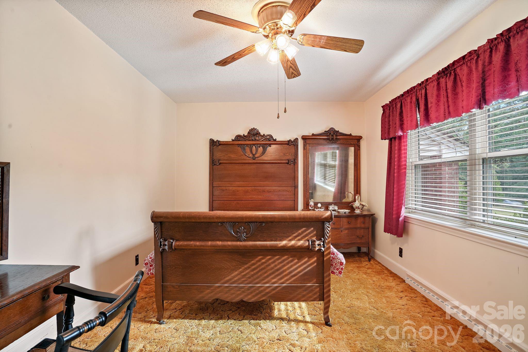 1261 Springwood Church Road — Gibsonville